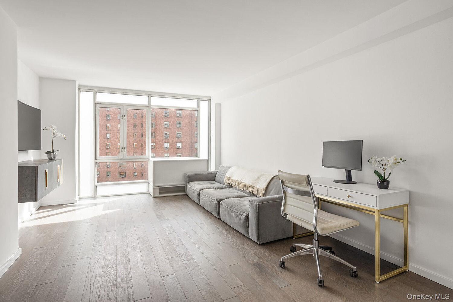 385 1ST Avenue # 7F, New York (Manhattan), NY 10010