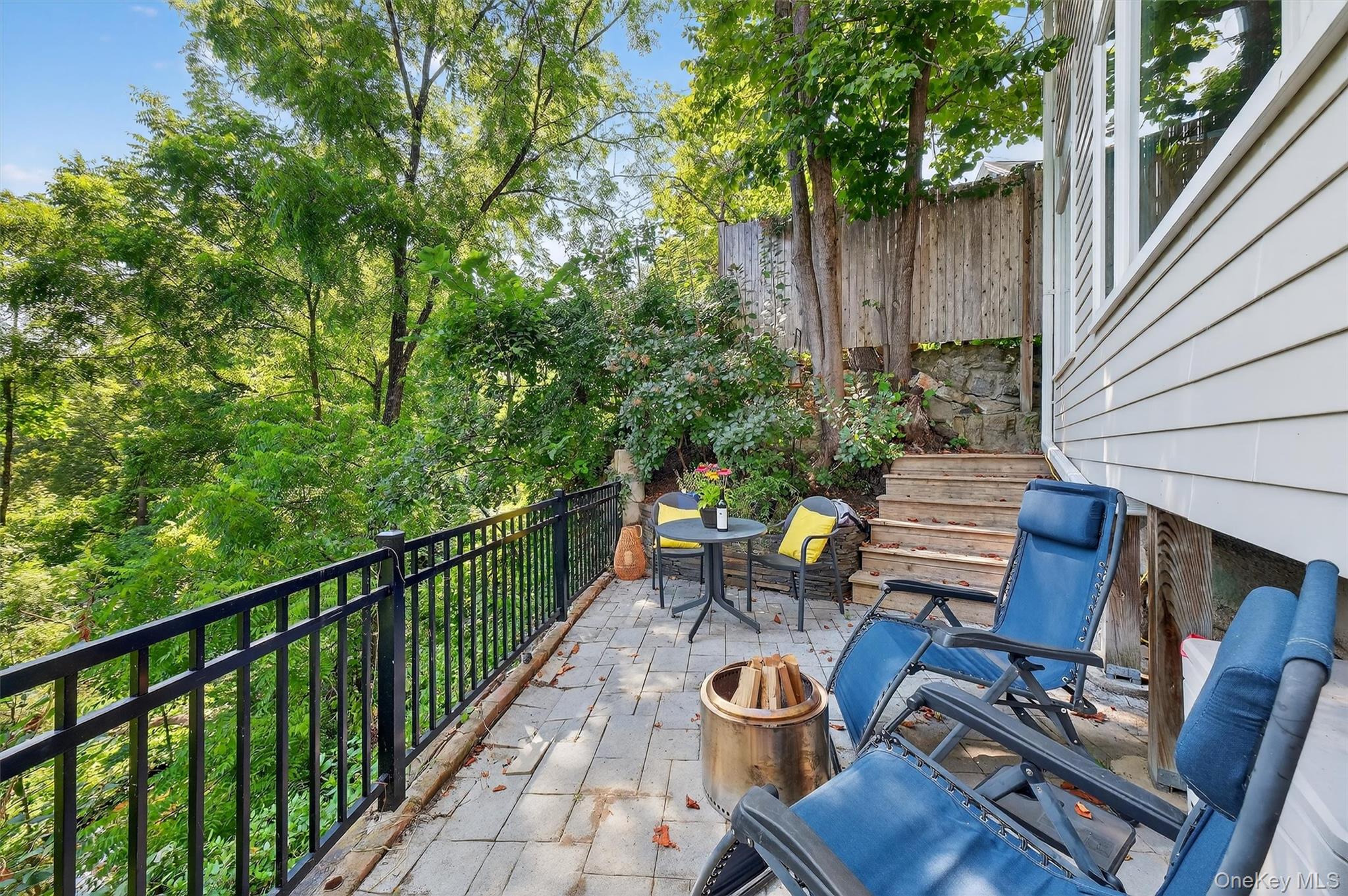 669 Route 213, Rosendale, NY 12472