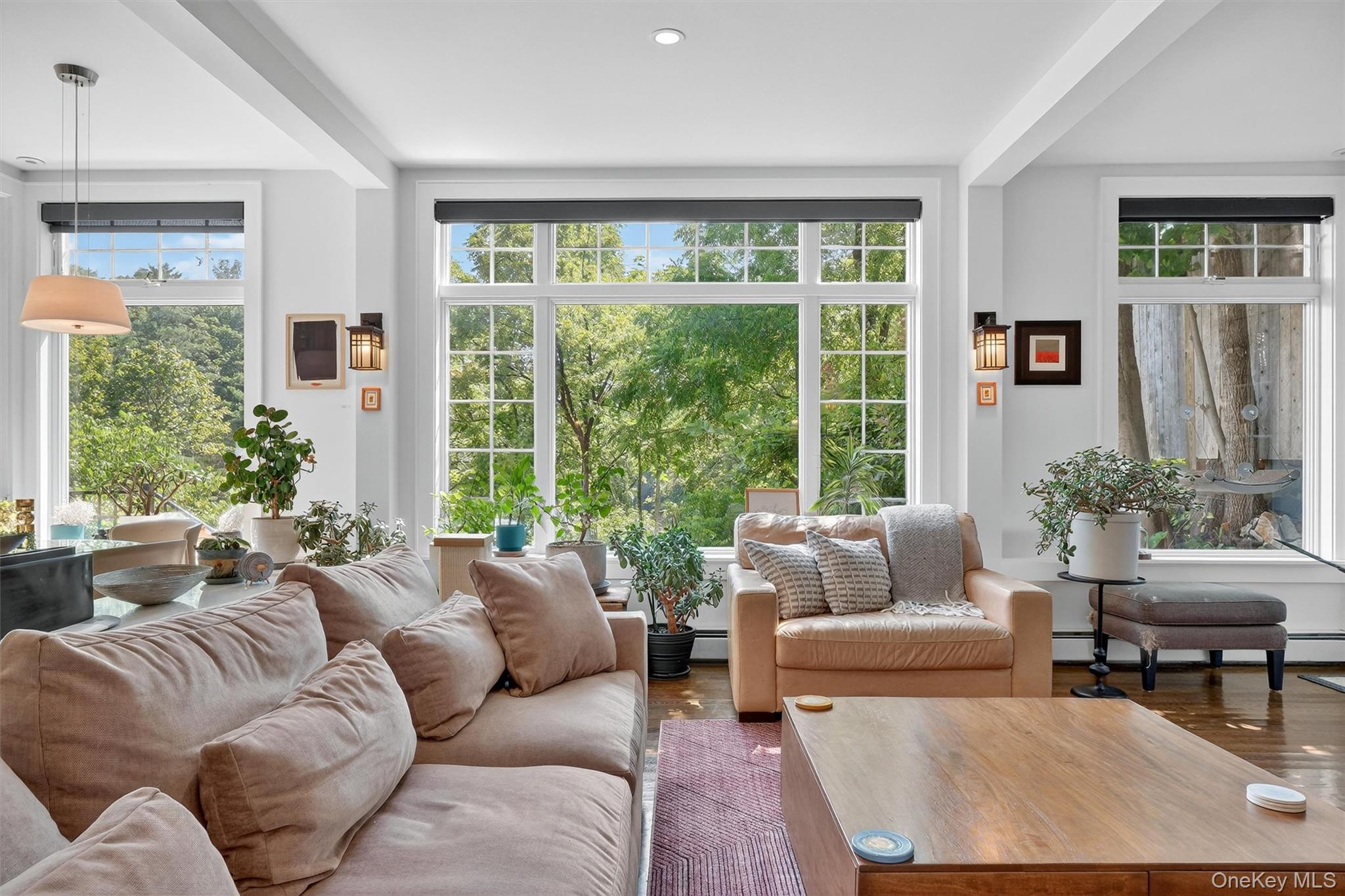 669 Route 213, Rosendale, NY 12472