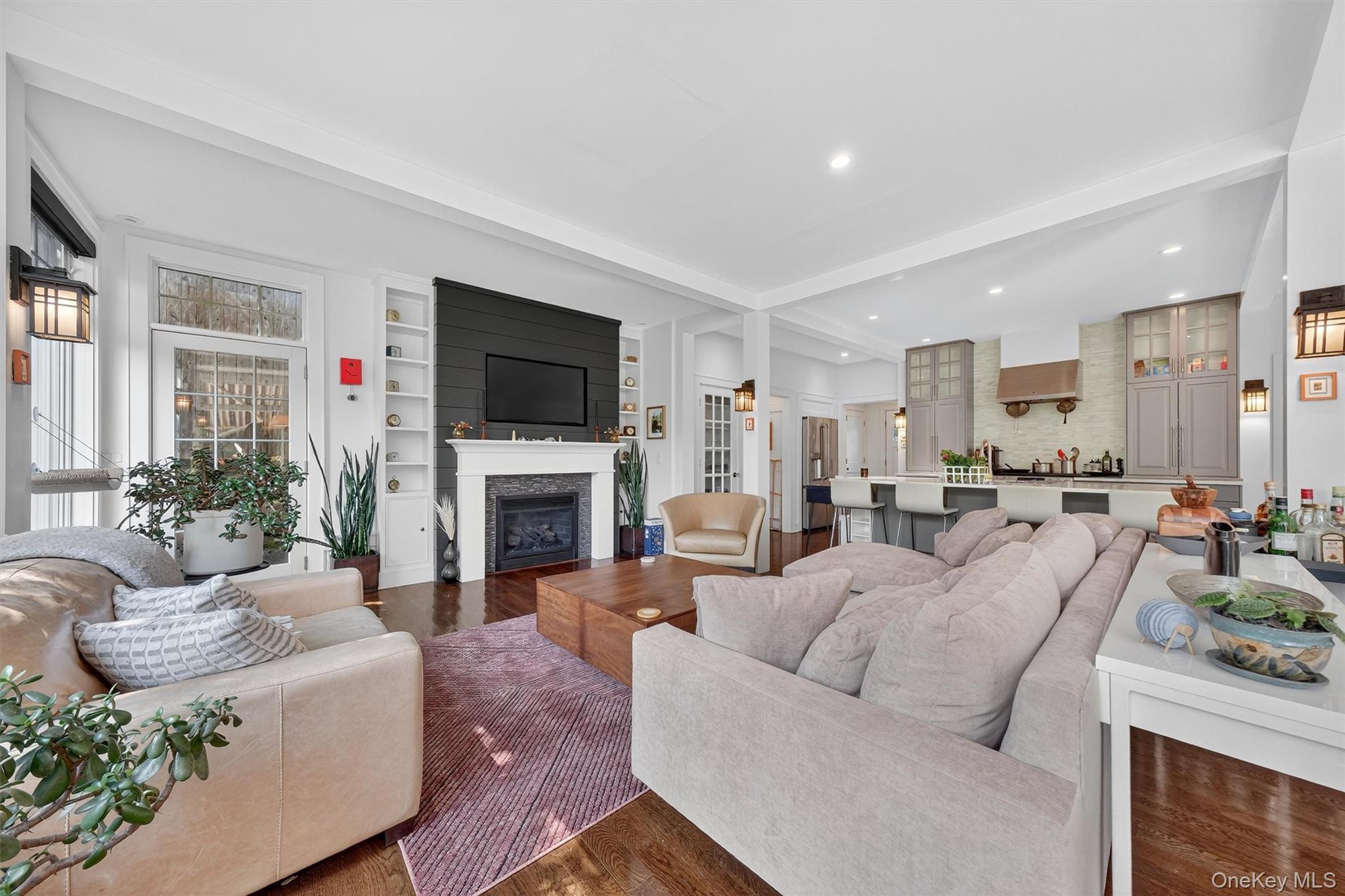 669 Route 213, Rosendale, NY 12472