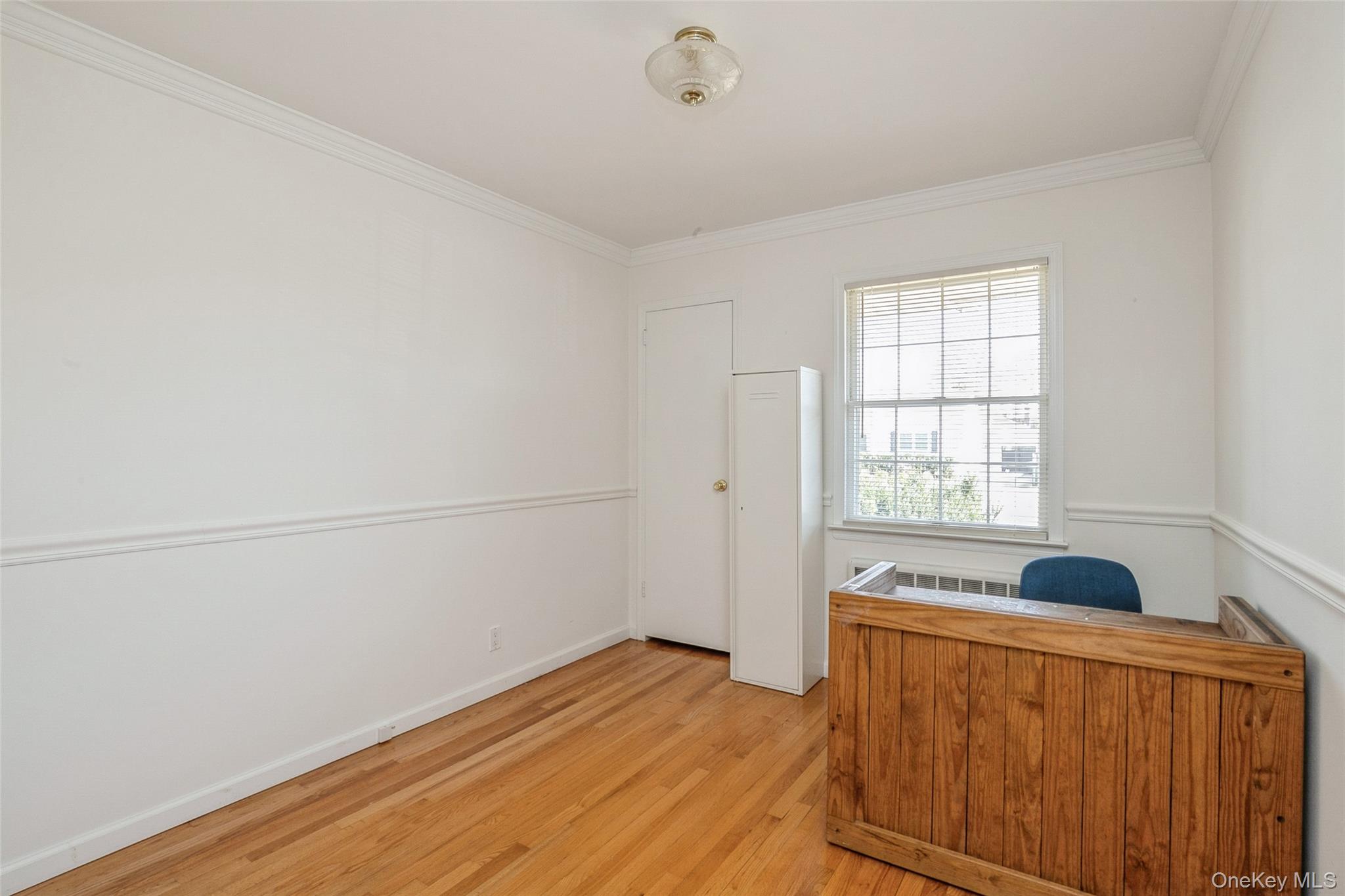 26 Whitman Avenue, Syosset, NY 11791