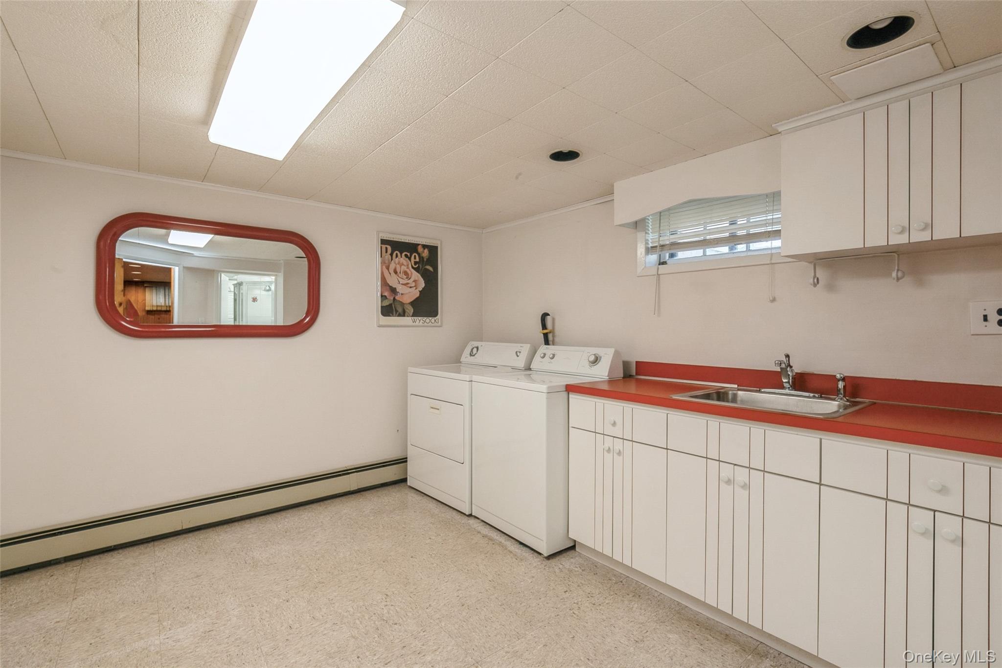 26 Whitman Avenue, Syosset, NY 11791