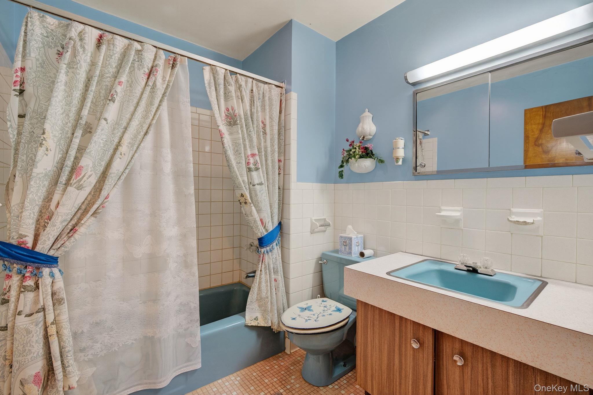 34 Forestwood Drive, Woodstock, NY 12498