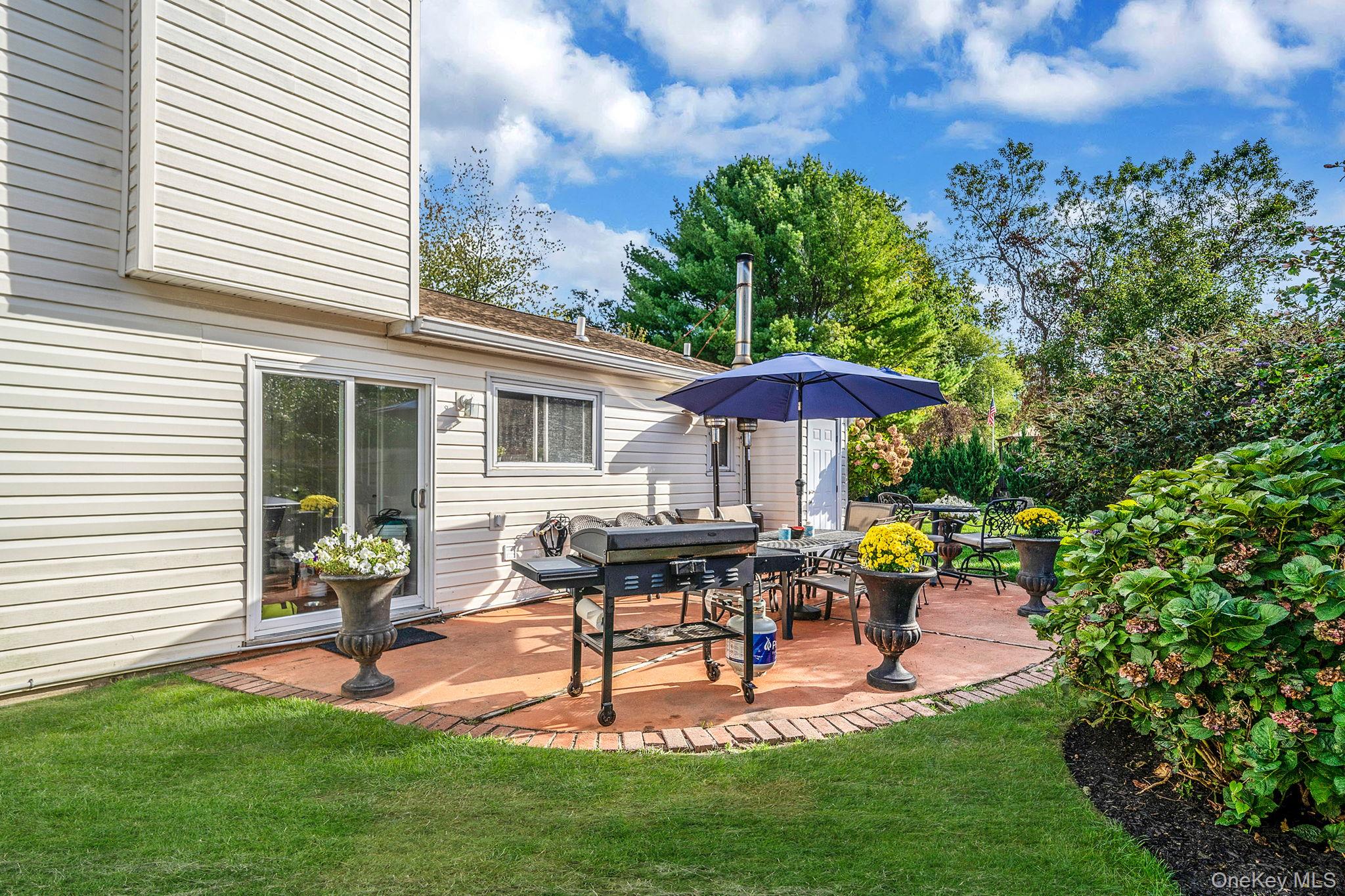 360 Woodside Avenue, Bellport, NY 11713