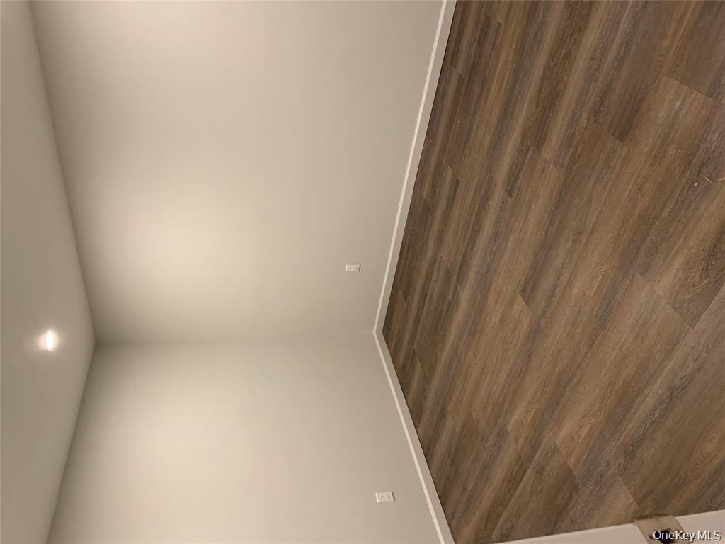 360 Woodside Avenue, Bellport, NY 11713