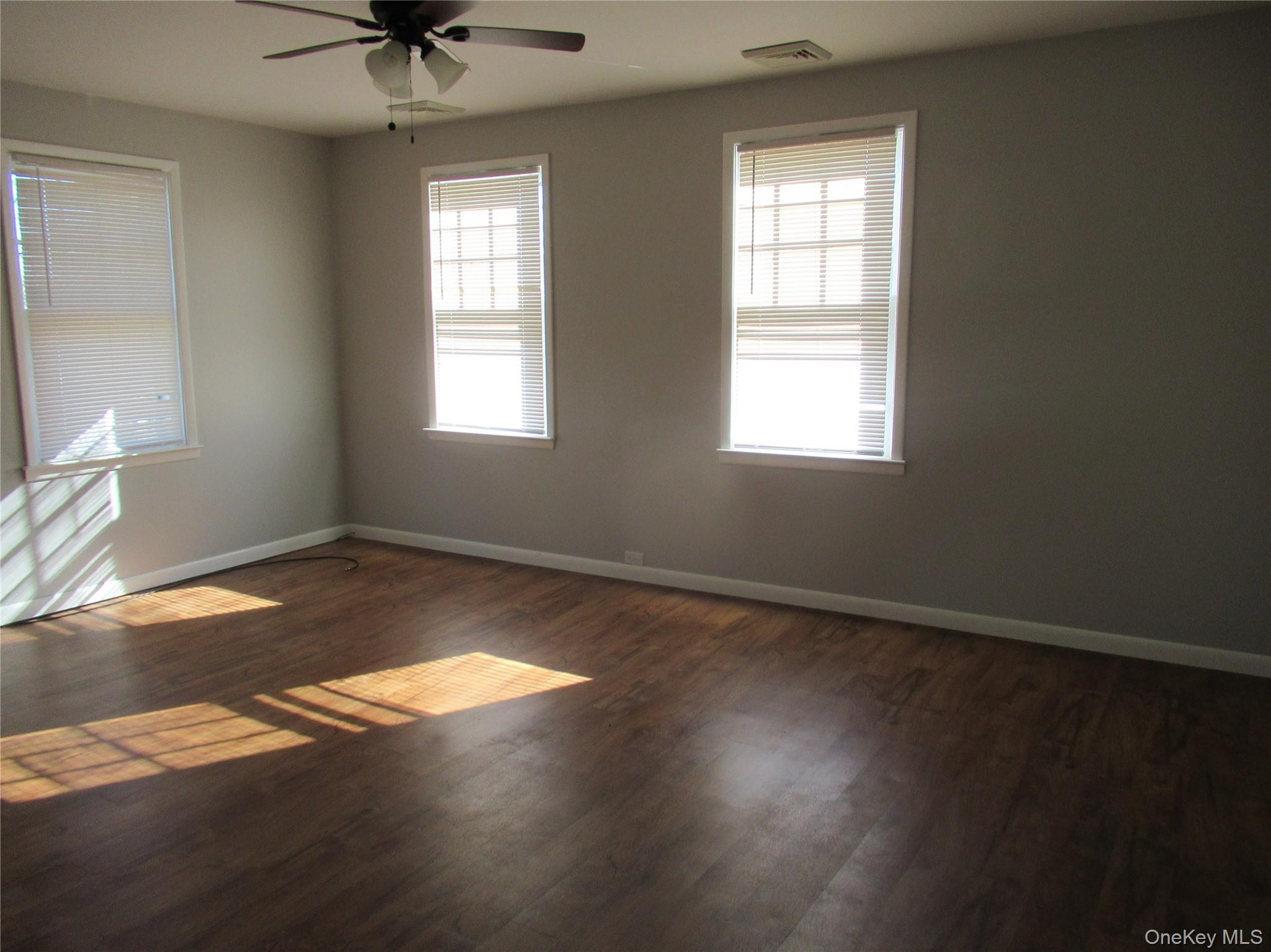 26 Glass Street, Port Jervis, NY 12771