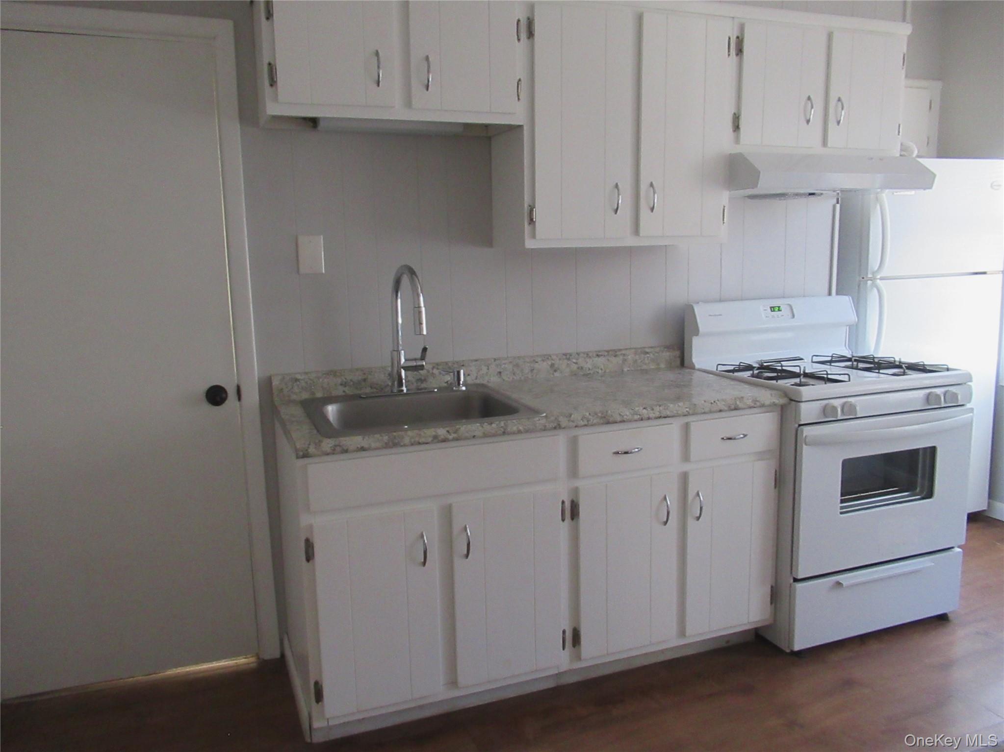 26 Glass Street, Port Jervis, NY 12771