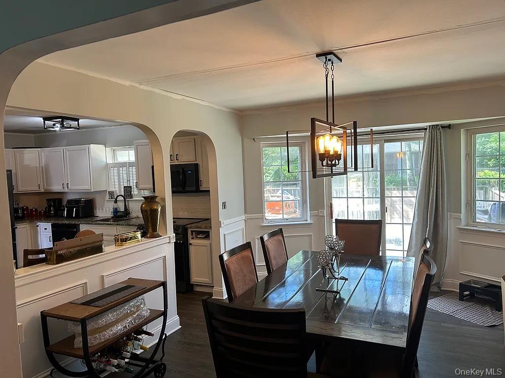 118 Lexington Road, Shirley, NY 11967