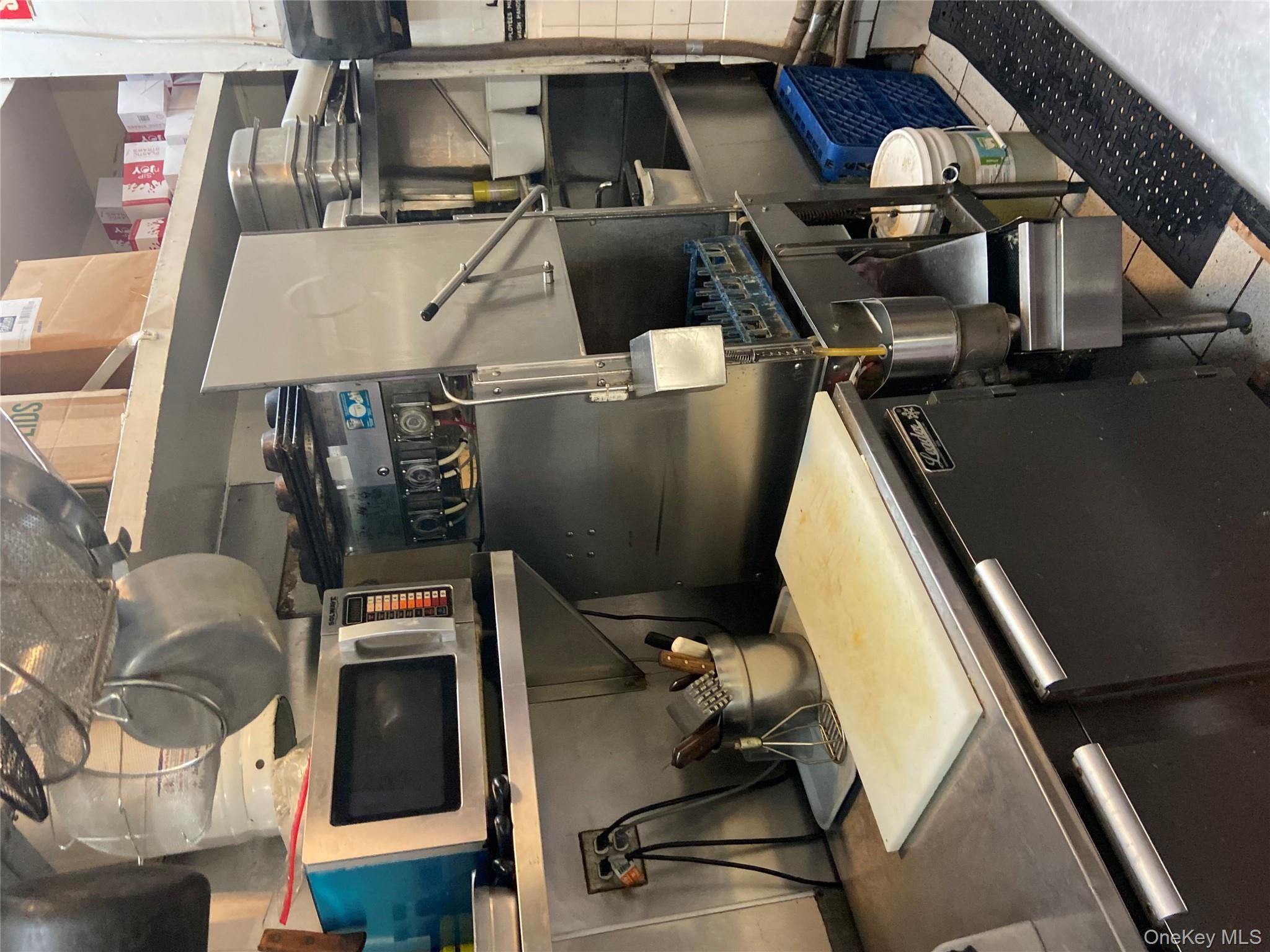 2055 Williamsbridge Road, Bronx, NY 10461