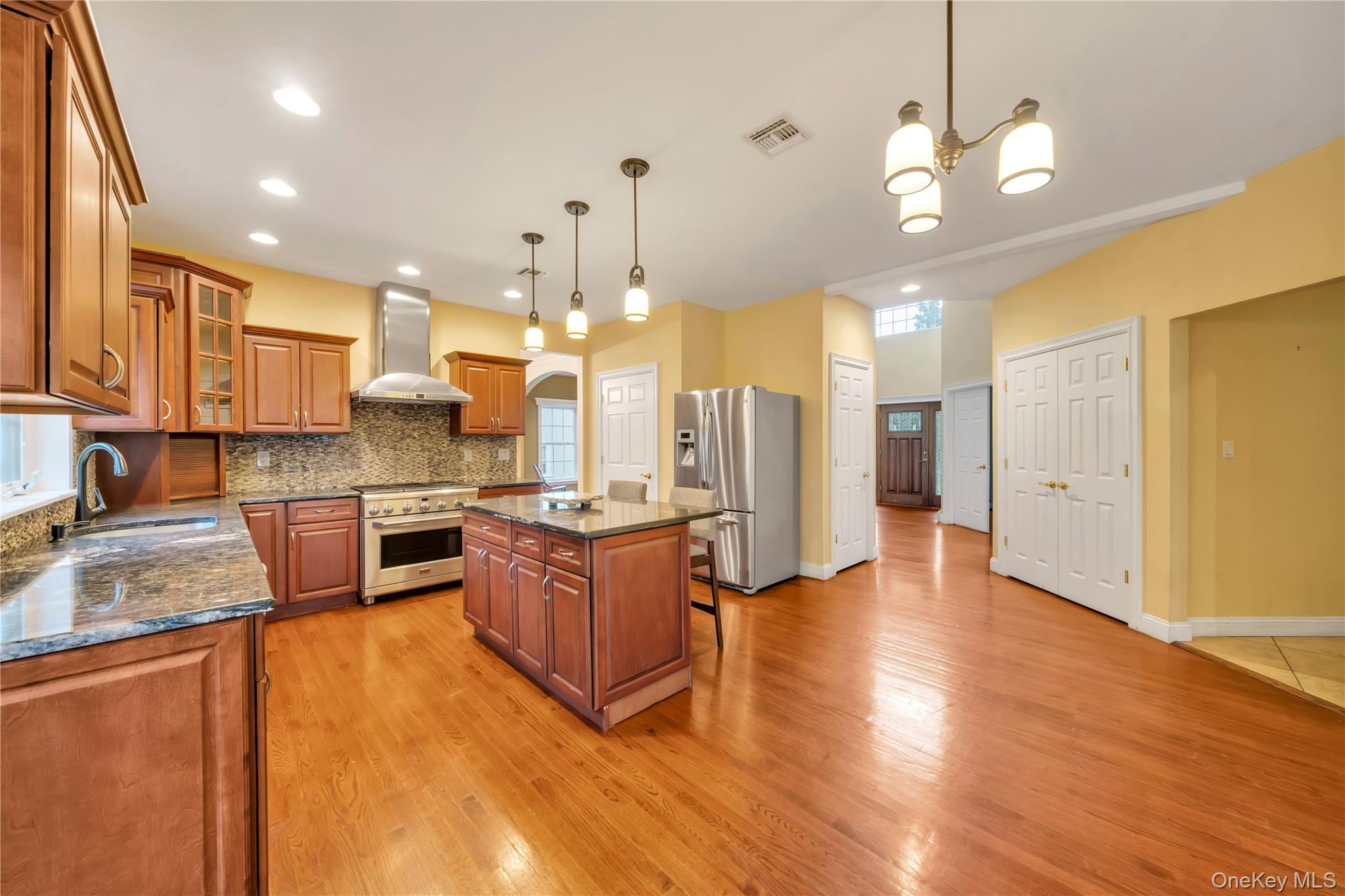 11 Fant Farm Lane, Suffern, NY 10901