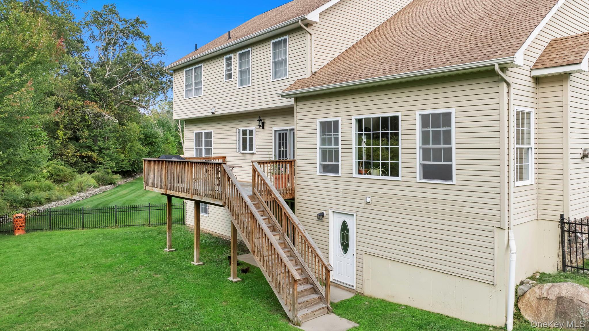 11 Fant Farm Lane, Suffern, NY 10901