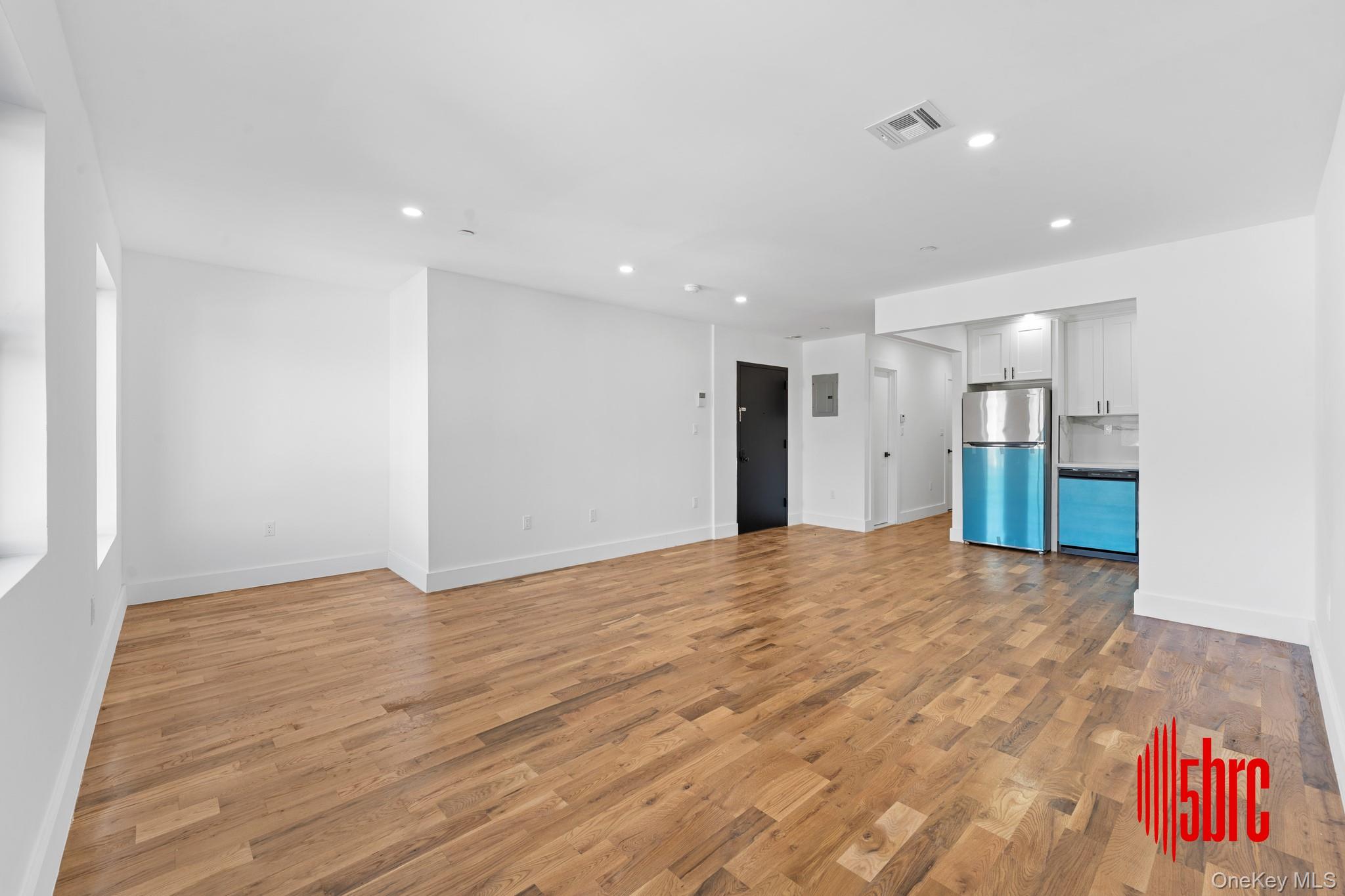 21836 133rd Road, Springfield Gardens, NY 11413