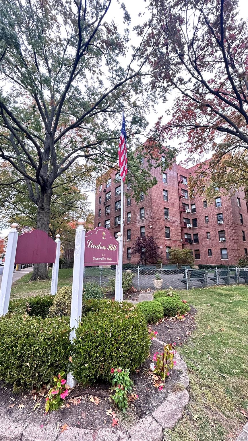 14215 26th Avenue # 5F, Flushing, NY 11354