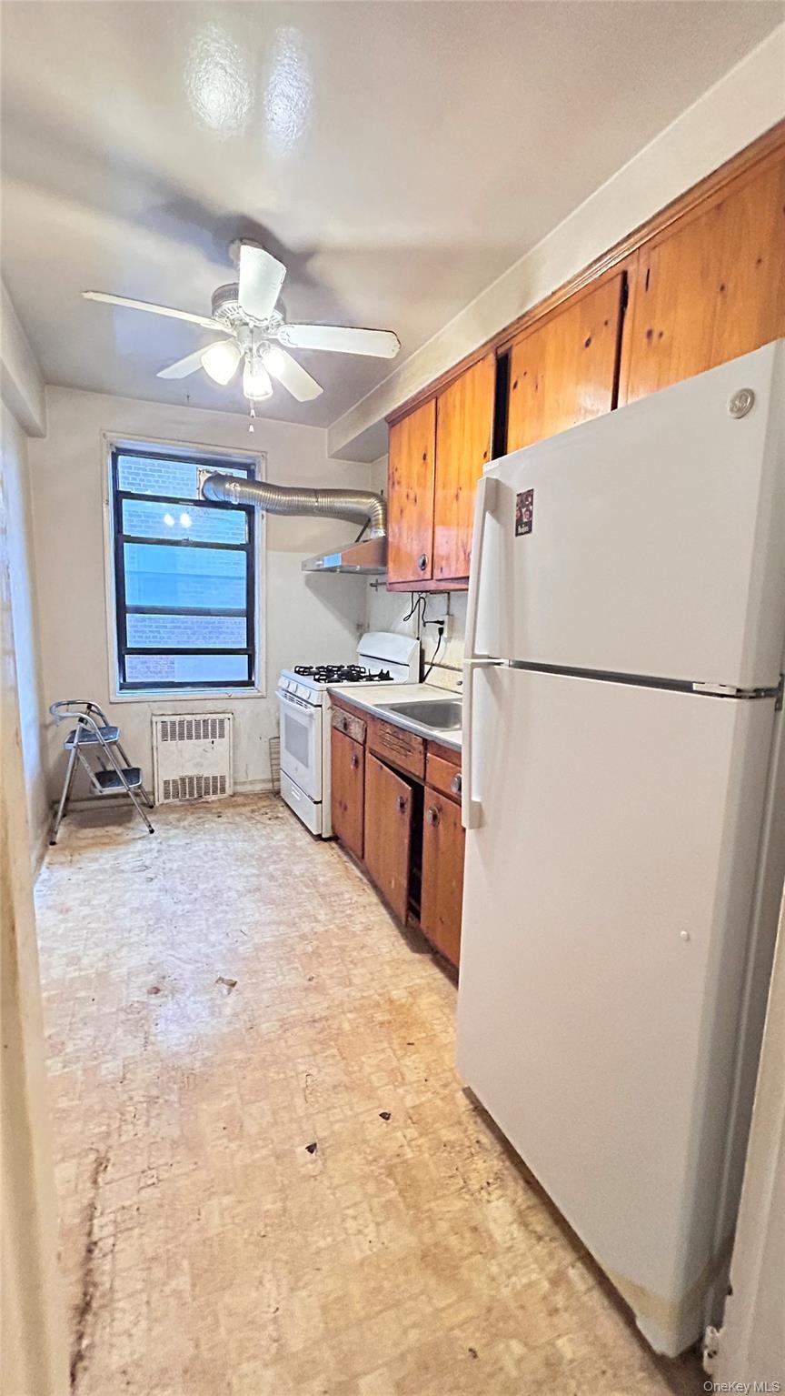 14215 26th Avenue # 5F, Flushing, NY 11354