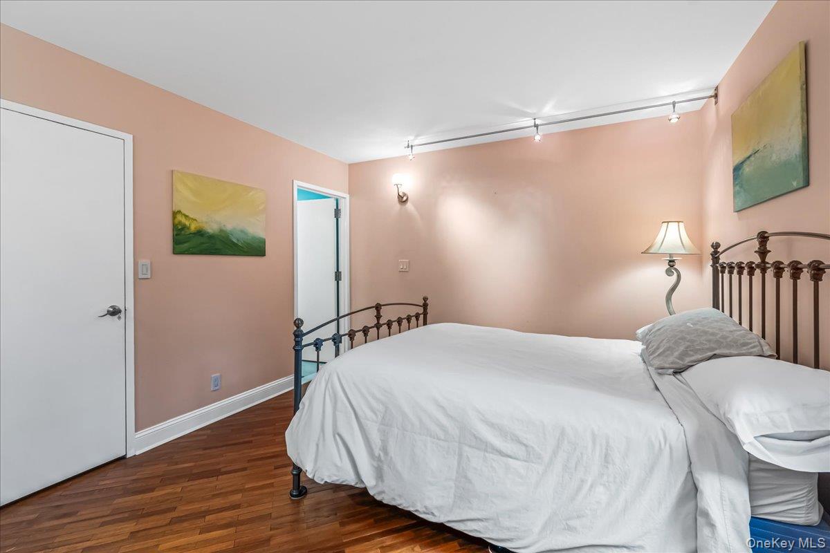 400 E 70th Street, New York (Manhattan), NY 10021