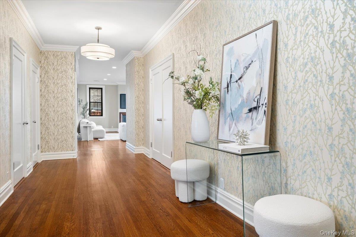 14 N Chatsworth Avenue # 7H, Larchmont, NY 10538