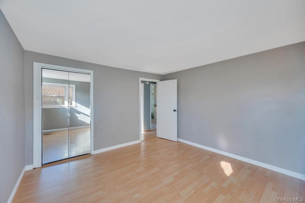 627 10th Avenue, New Hyde Park, NY 11040