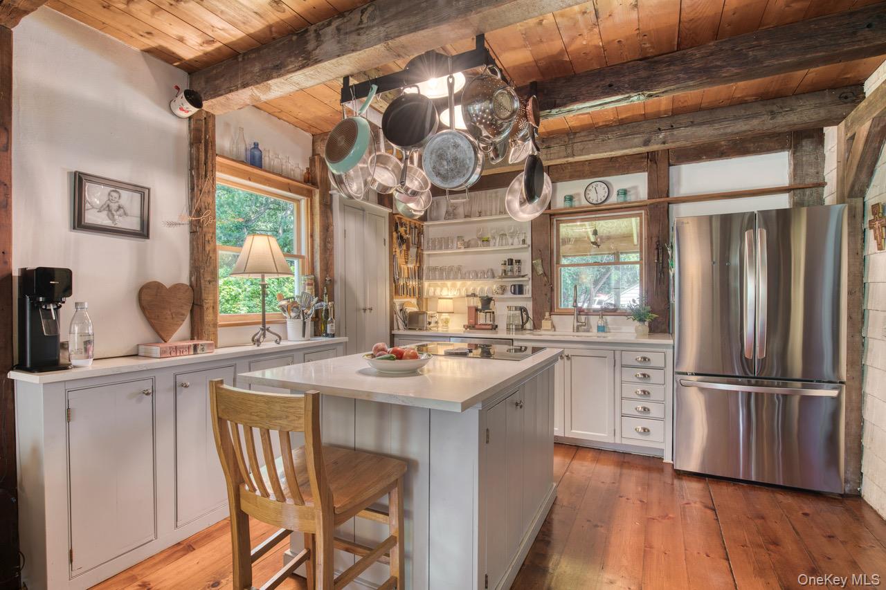 7635 Main Bayview Road, Southold, NY 11971