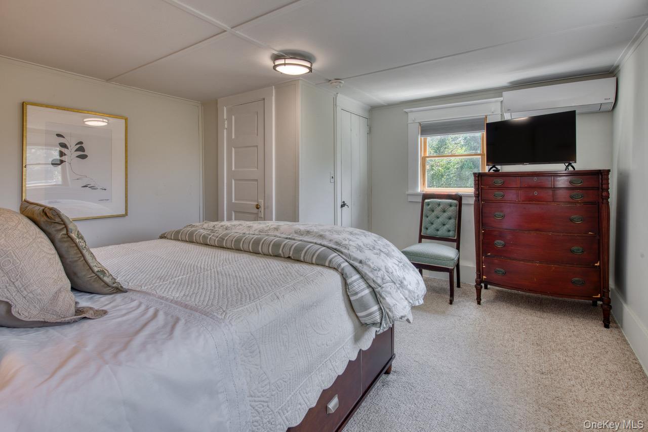 7635 Main Bayview Road, Southold, NY 11971