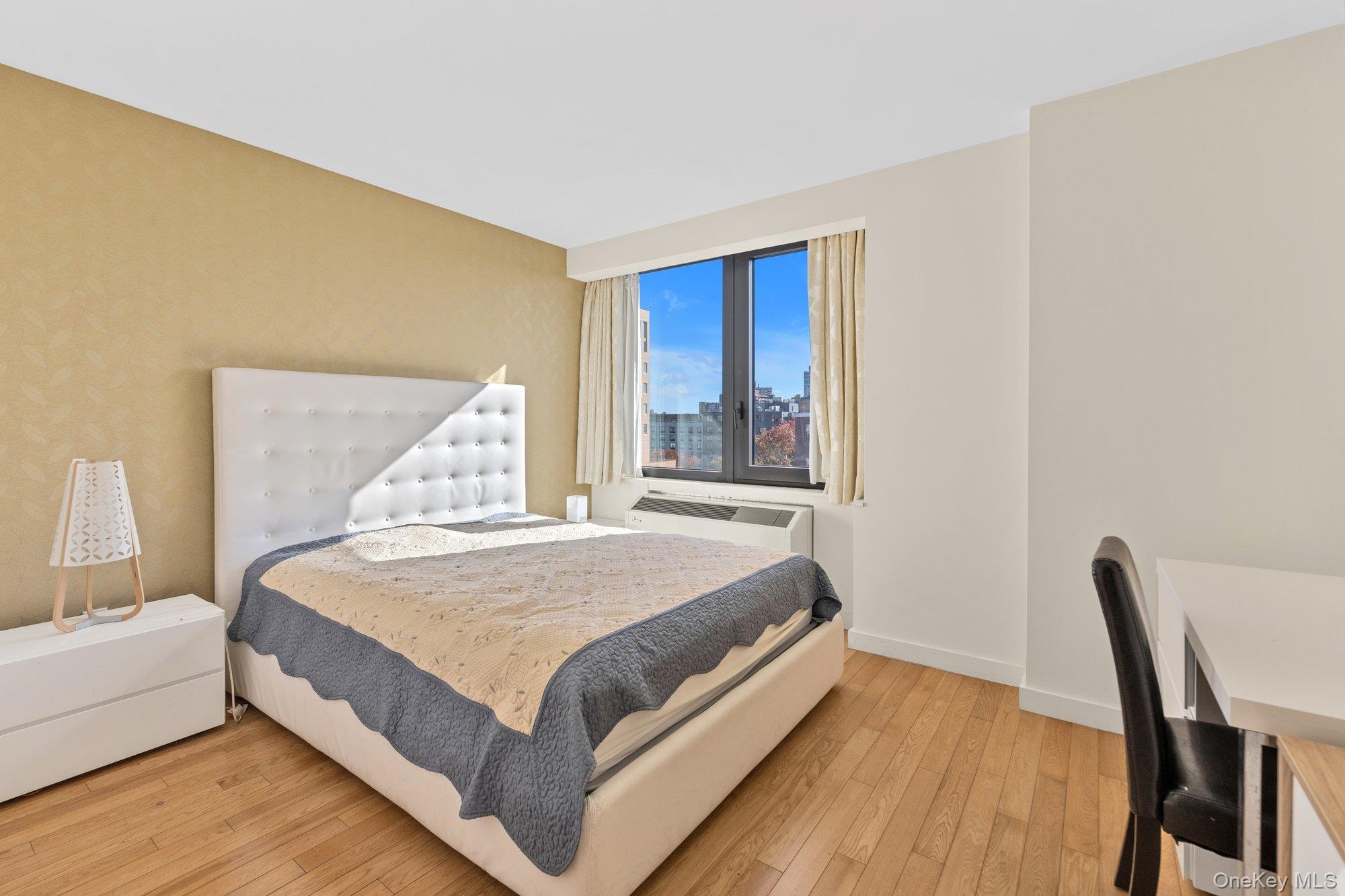 39-16 Prince Street # 8E, Flushing, NY 11354