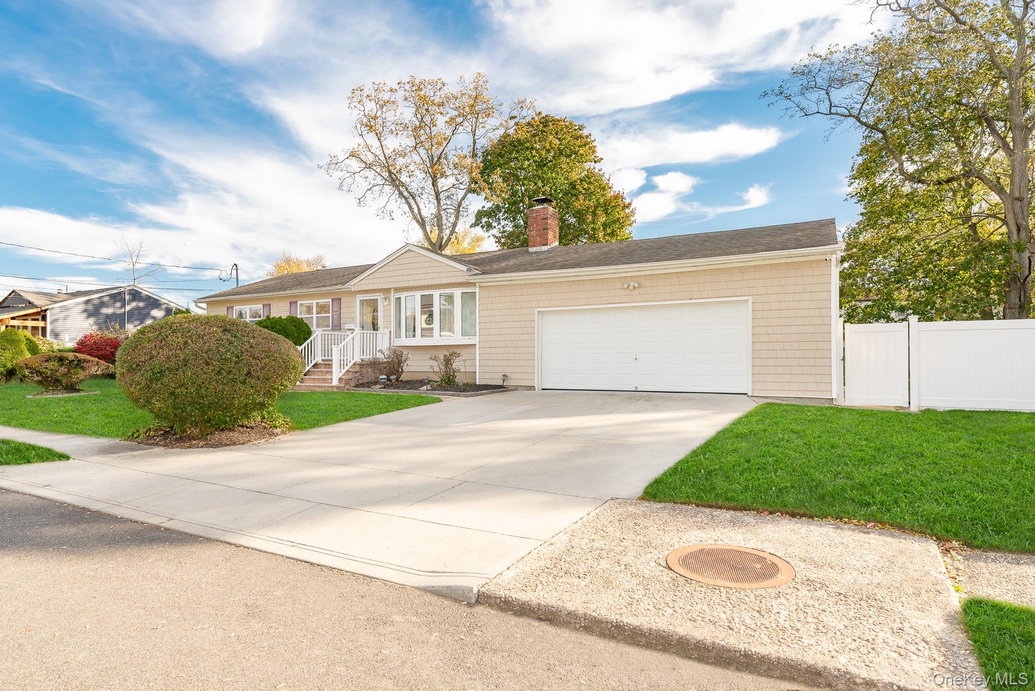 53 1st Street, Brentwood, NY 11717