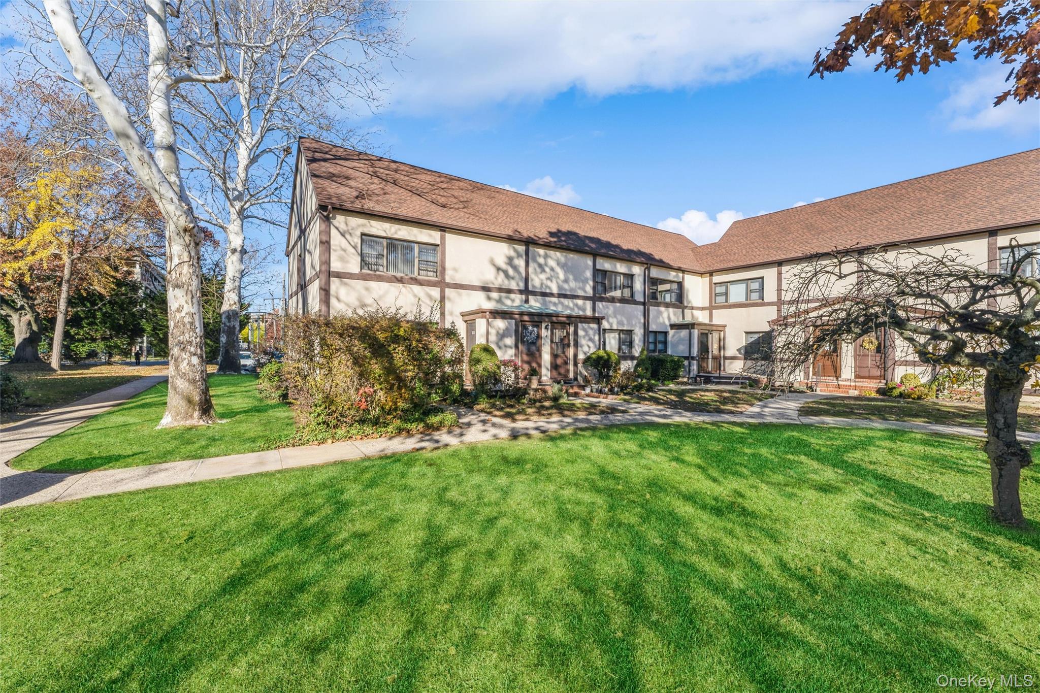 123 15th Street # A-1, Garden City, NY 11530