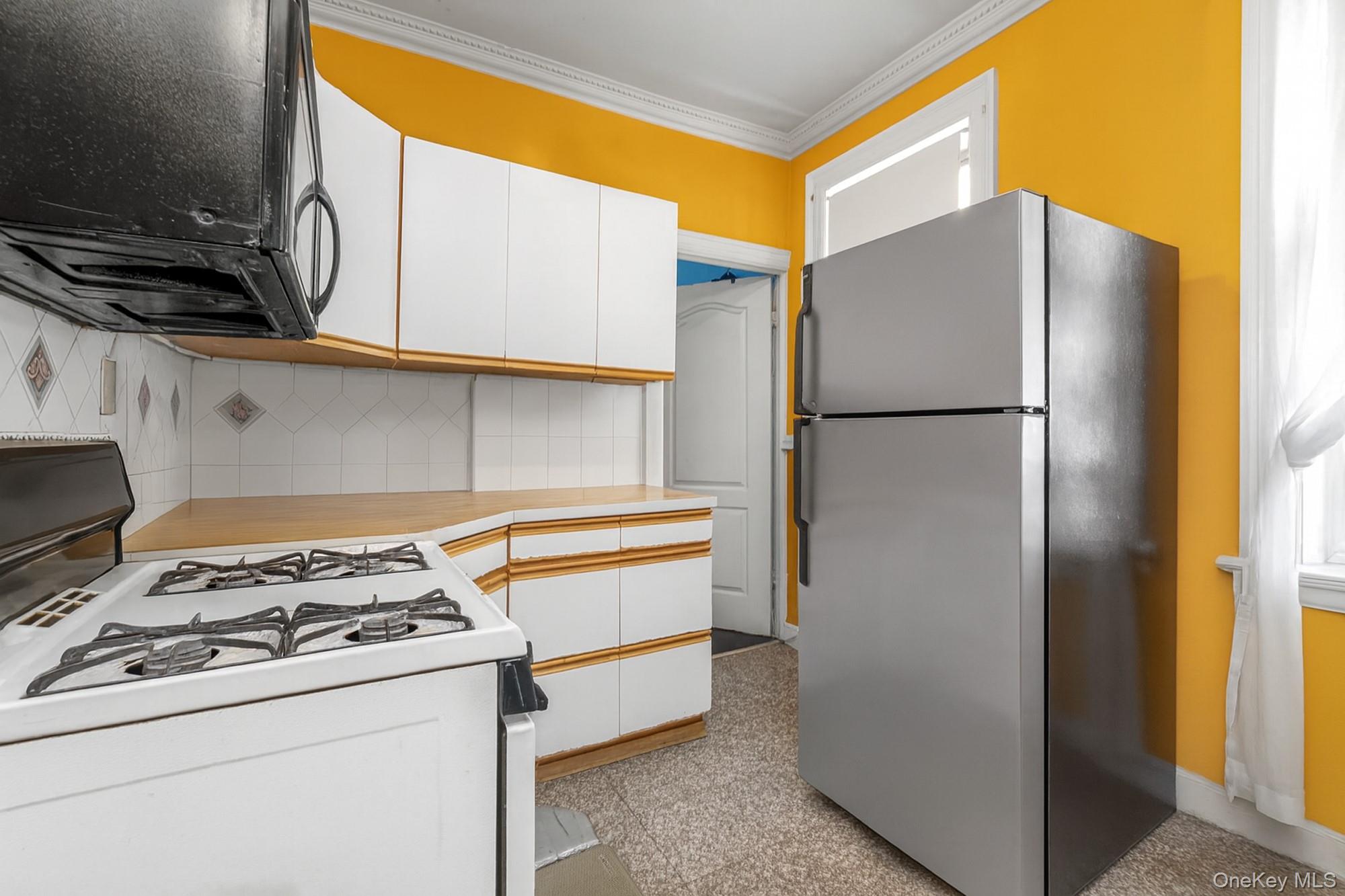 91-10 34th Avenue # 6K, Jackson Heights, NY 11372