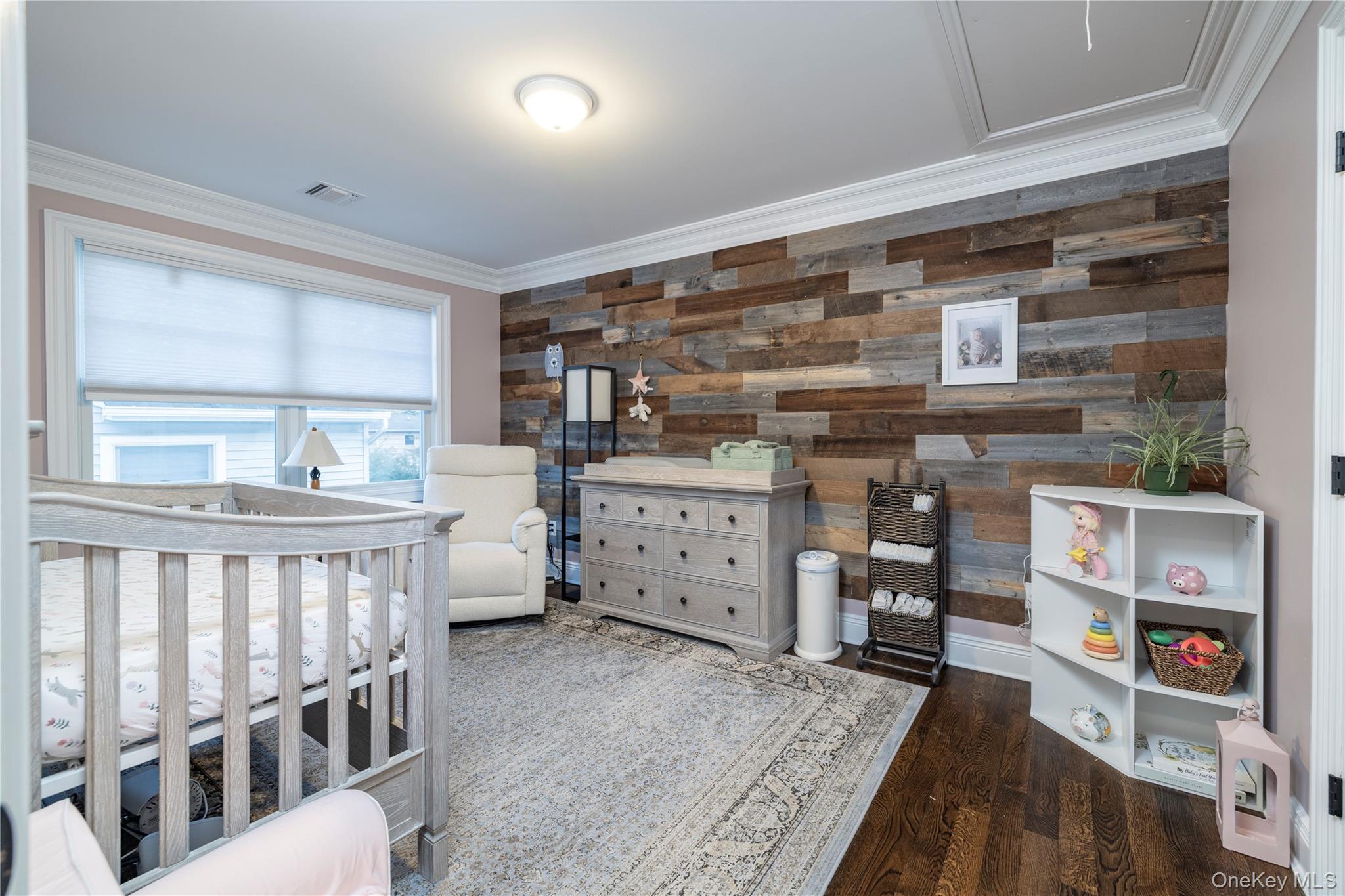 16 Westminster Road, Rockville Centre, NY 11570