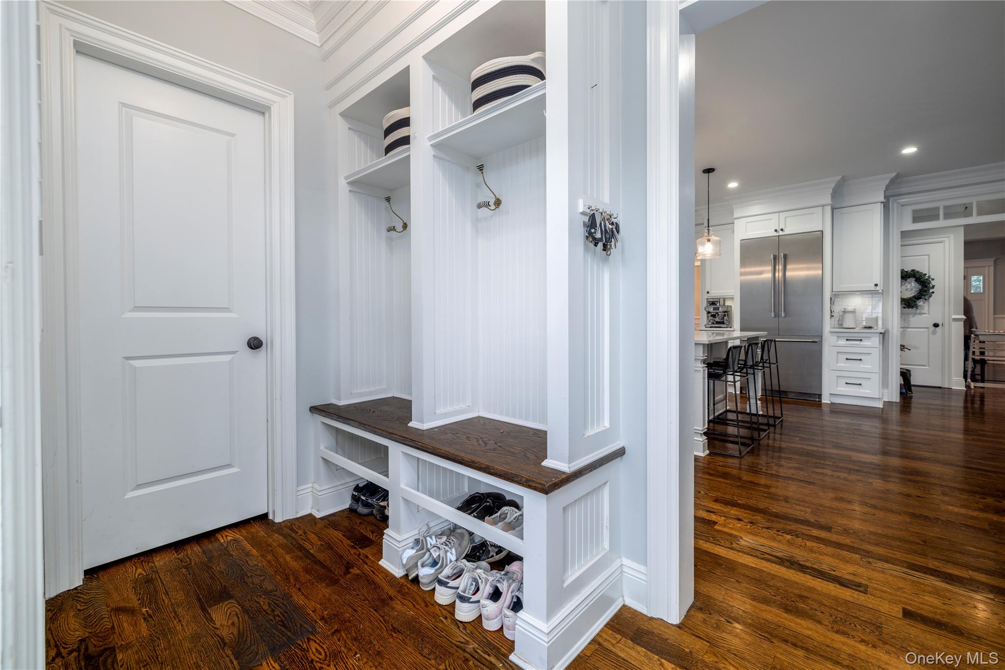 16 Westminster Road, Rockville Centre, NY 11570