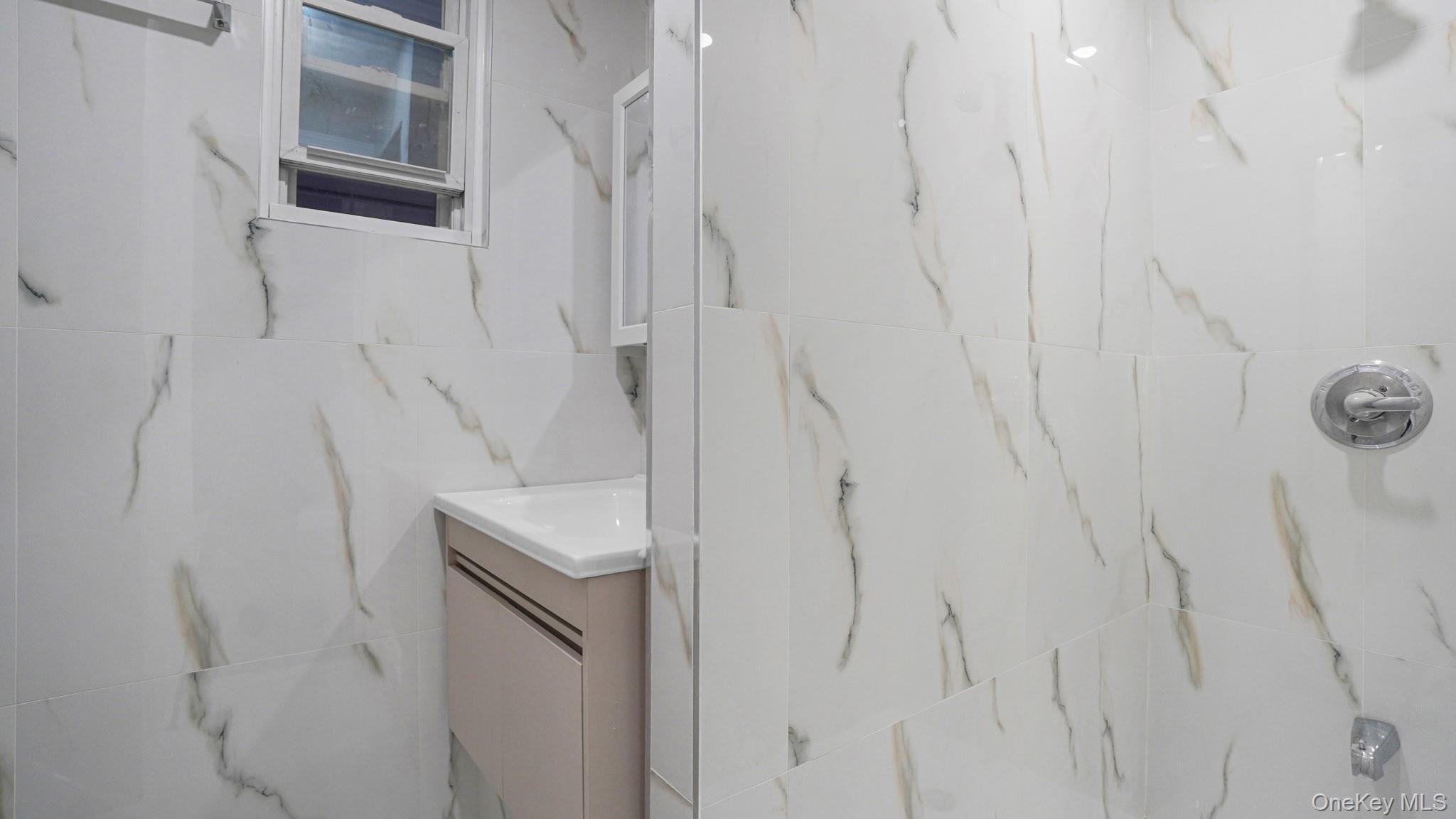 8925 201st Street, Hollis, NY 11423