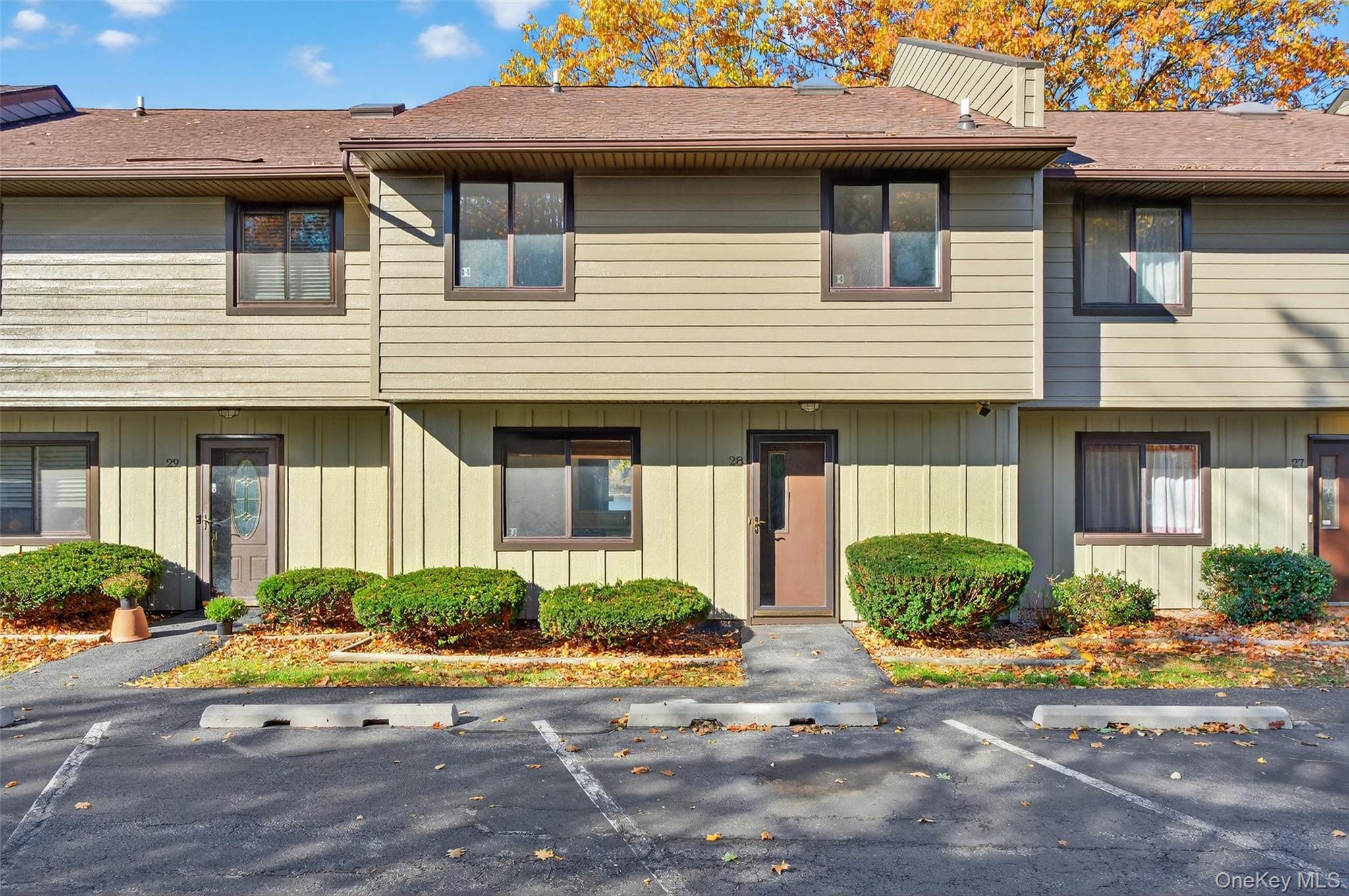 28 Hudson Heights Drive # 28, Poughkeepsie, NY 12601