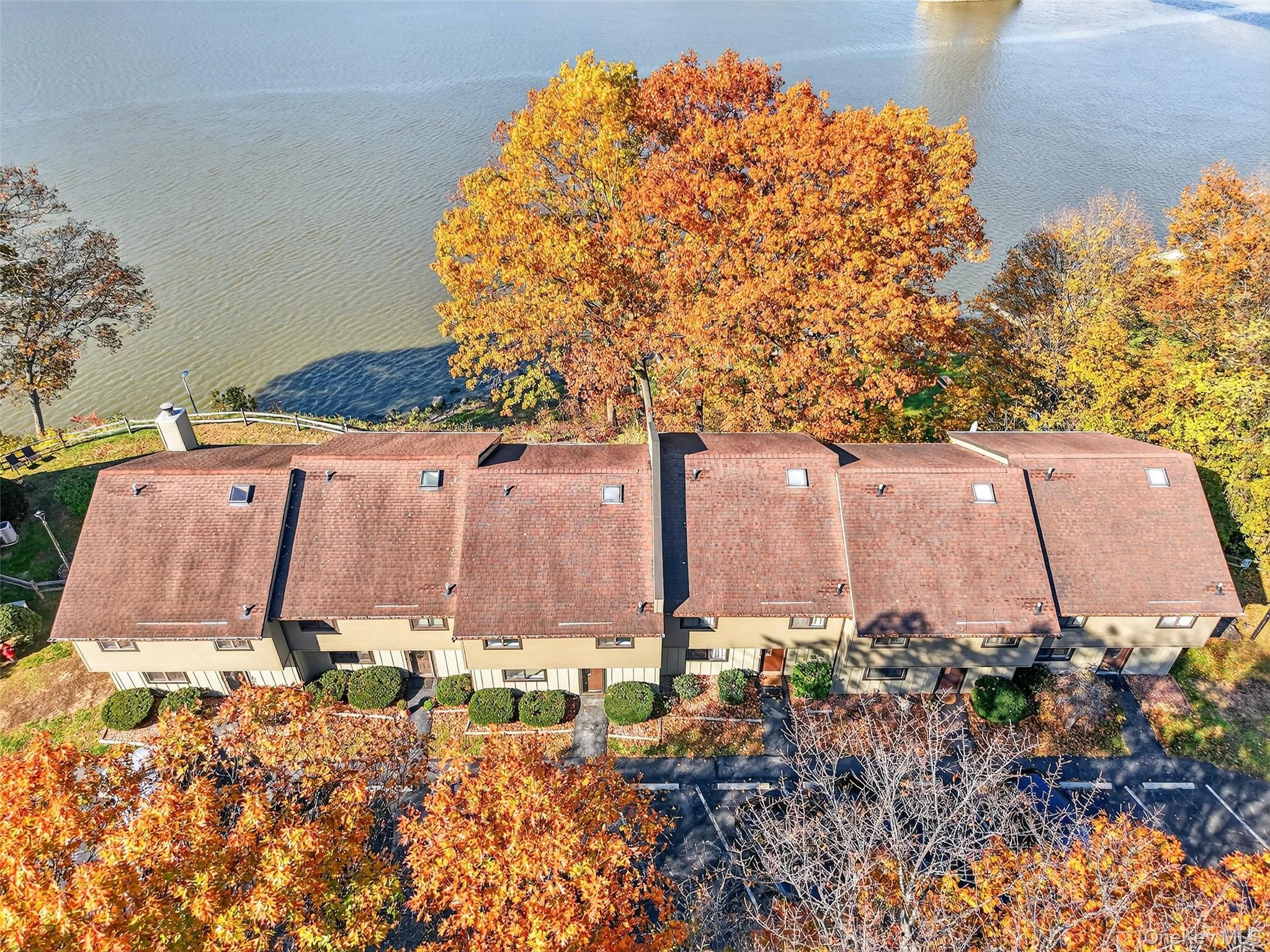 28 Hudson Heights Drive # 28, Poughkeepsie, NY 12601