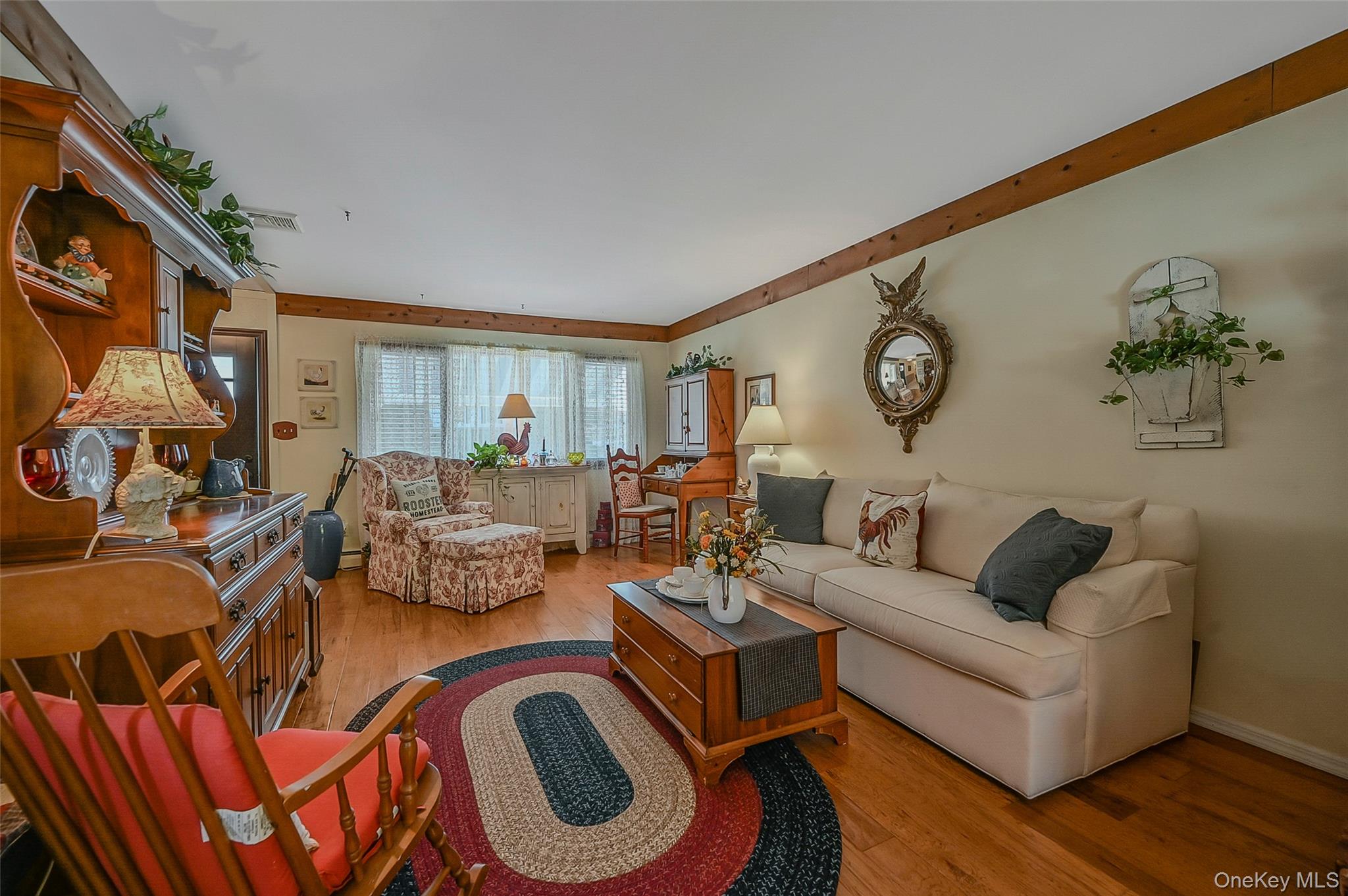 17 Washington Heights Street, Selden, NY 11784