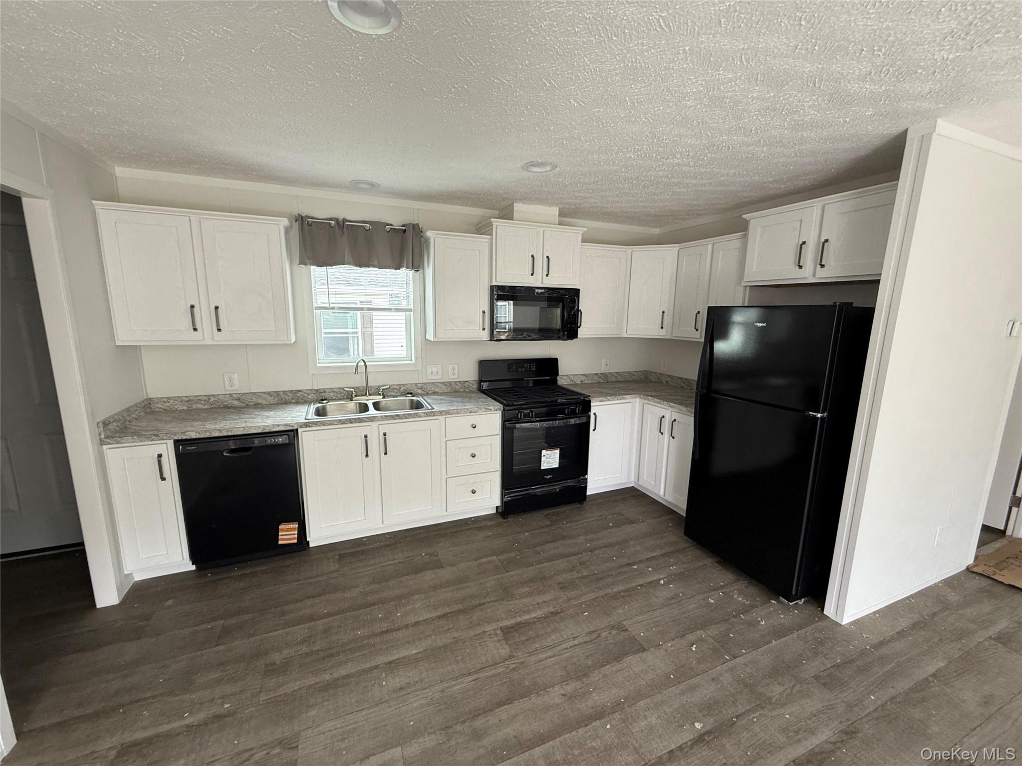 29 SHORE Lane, Burlingham, NY 12722