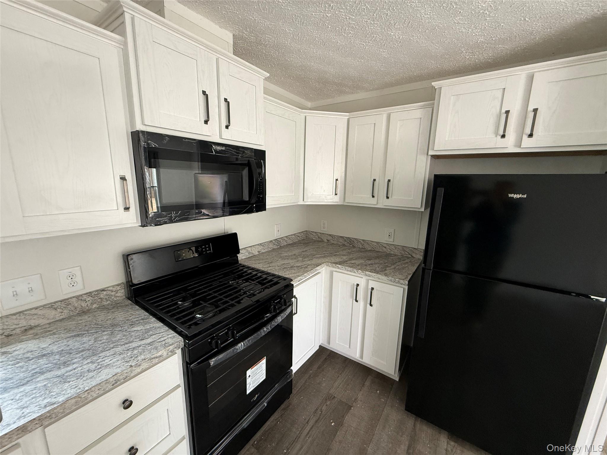 29 SHORE Lane, Burlingham, NY 12722