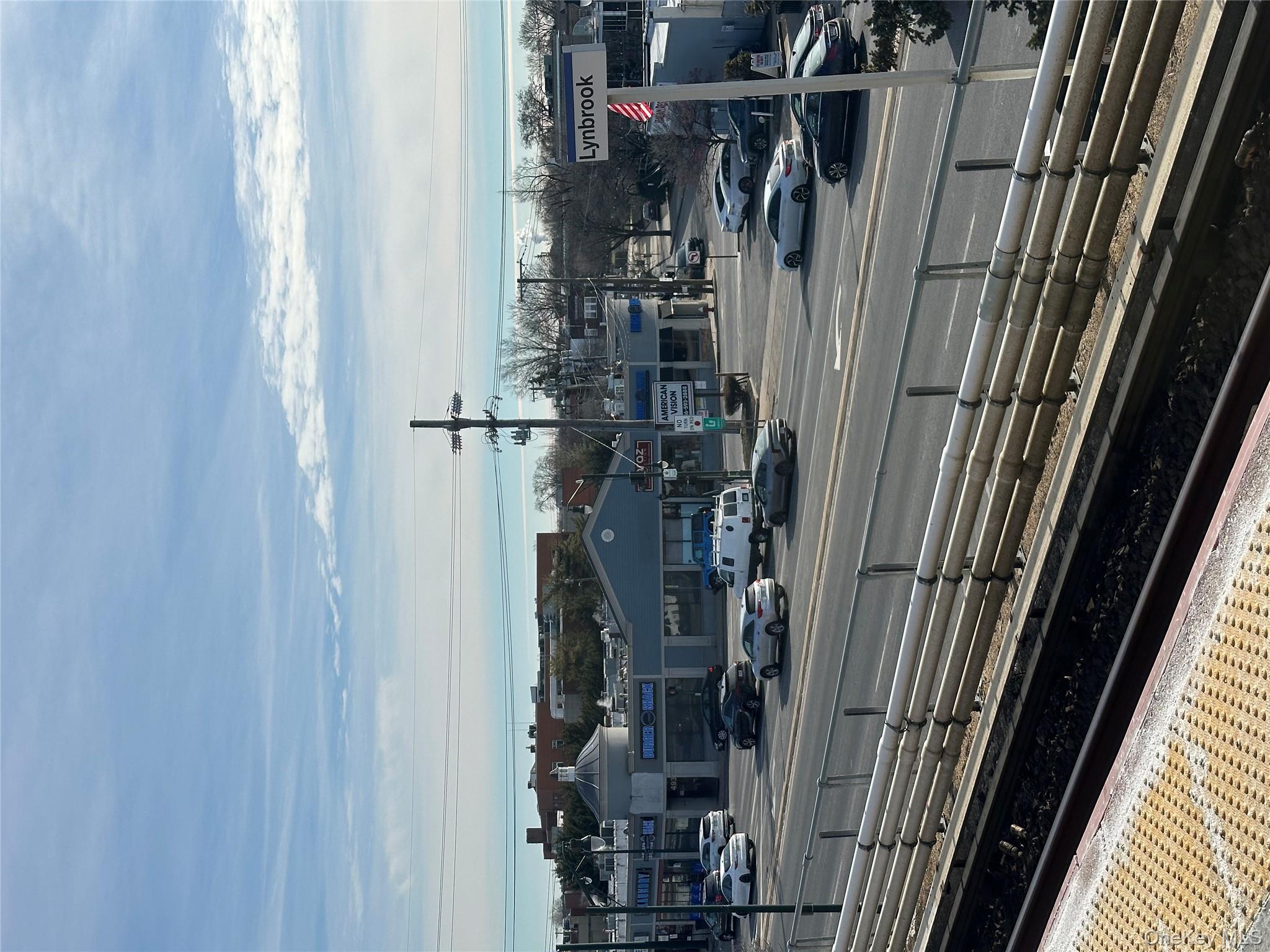 110 Evergreen Avenue # 1st Floor, Lynbrook, NY 11563