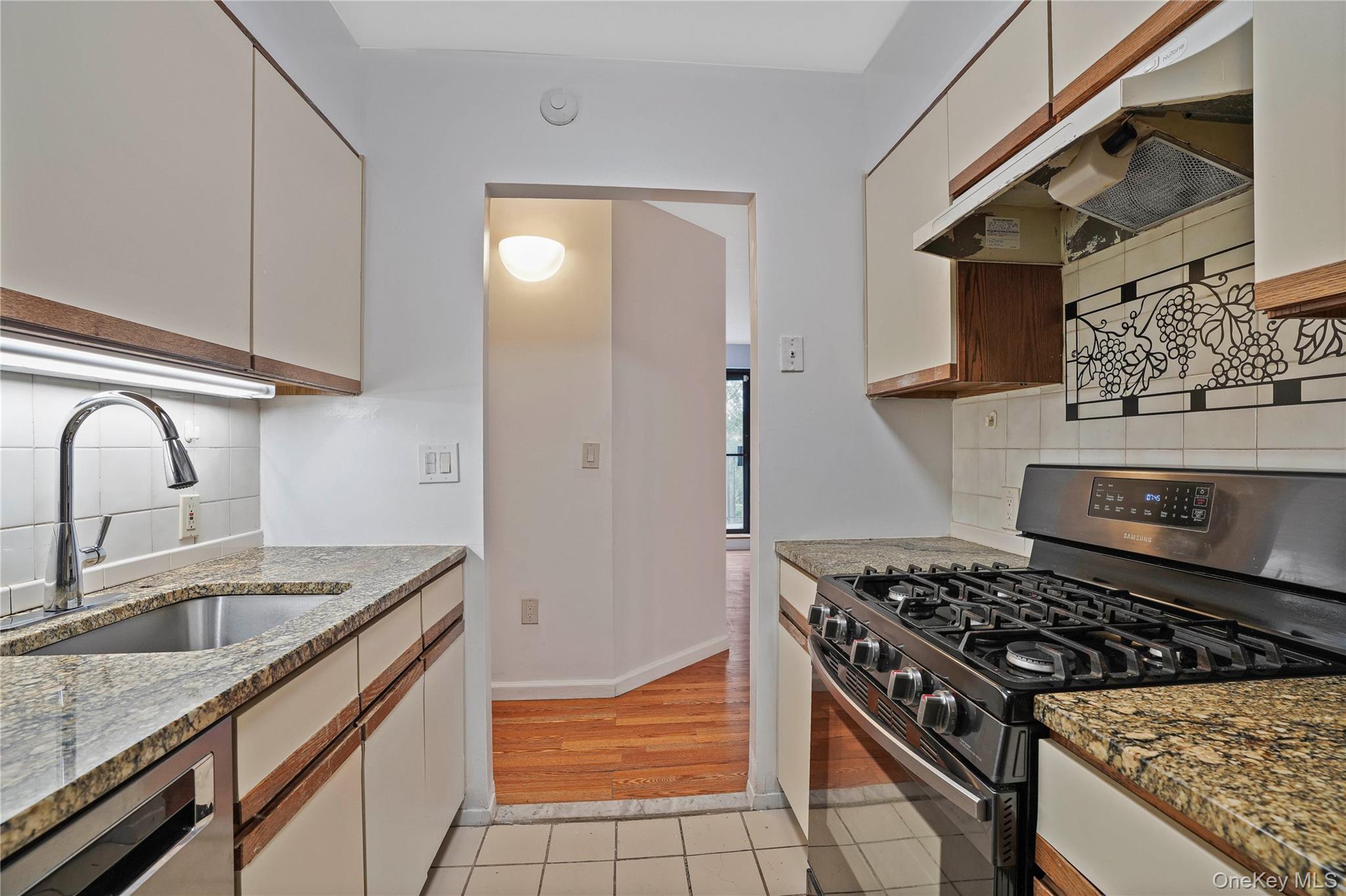 66 Crisfield Street # 3D, Yonkers, NY 10710