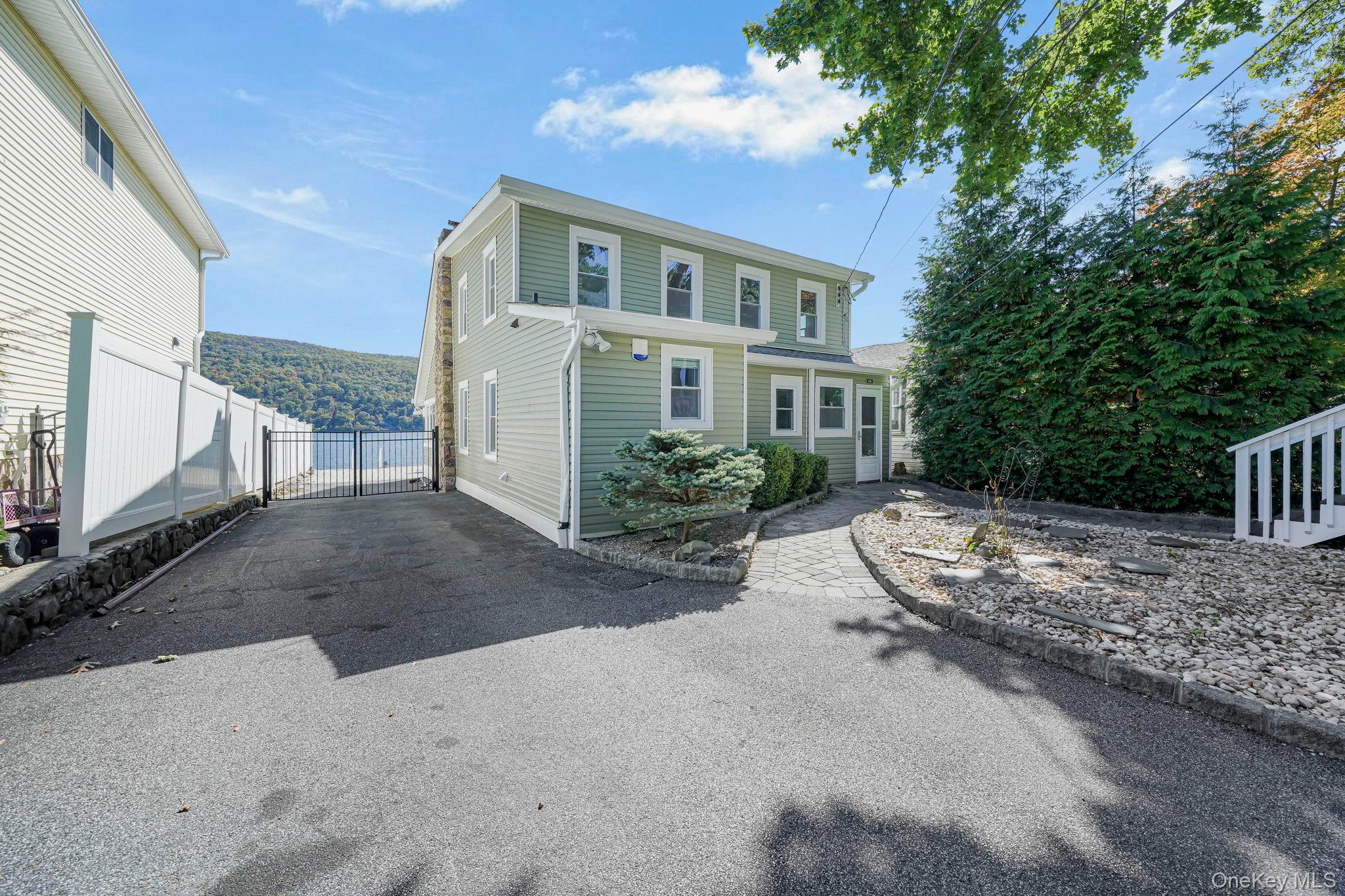 416 Jersey Avenue, Greenwood Lake, NY 10925
