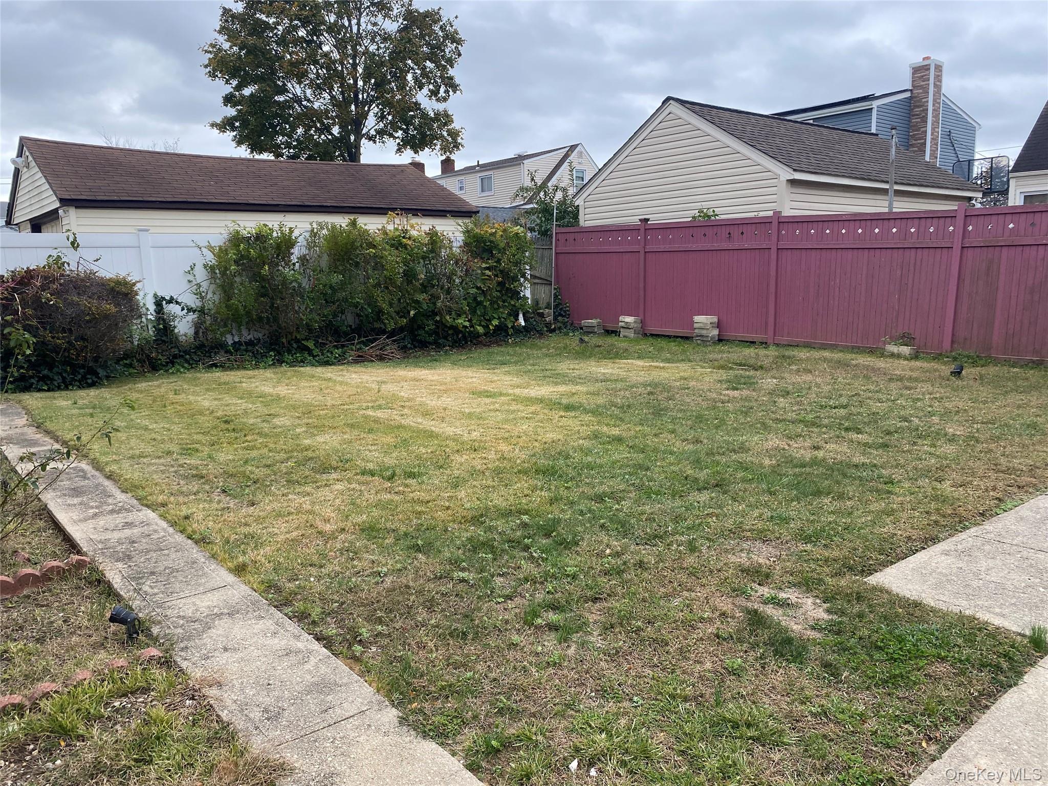 192 Beech Street, Valley Stream, NY 11580