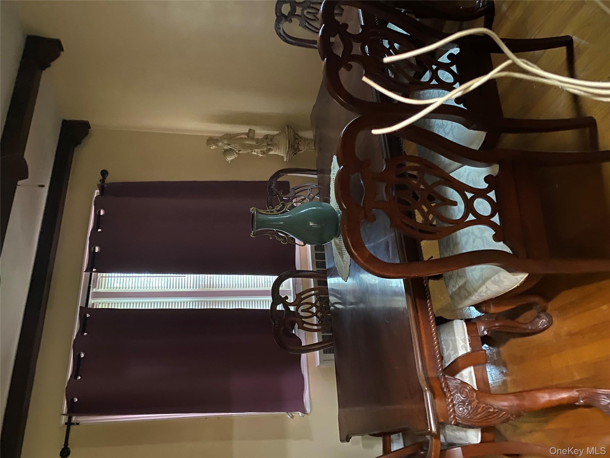 192 Beech Street, Valley Stream, NY 11580