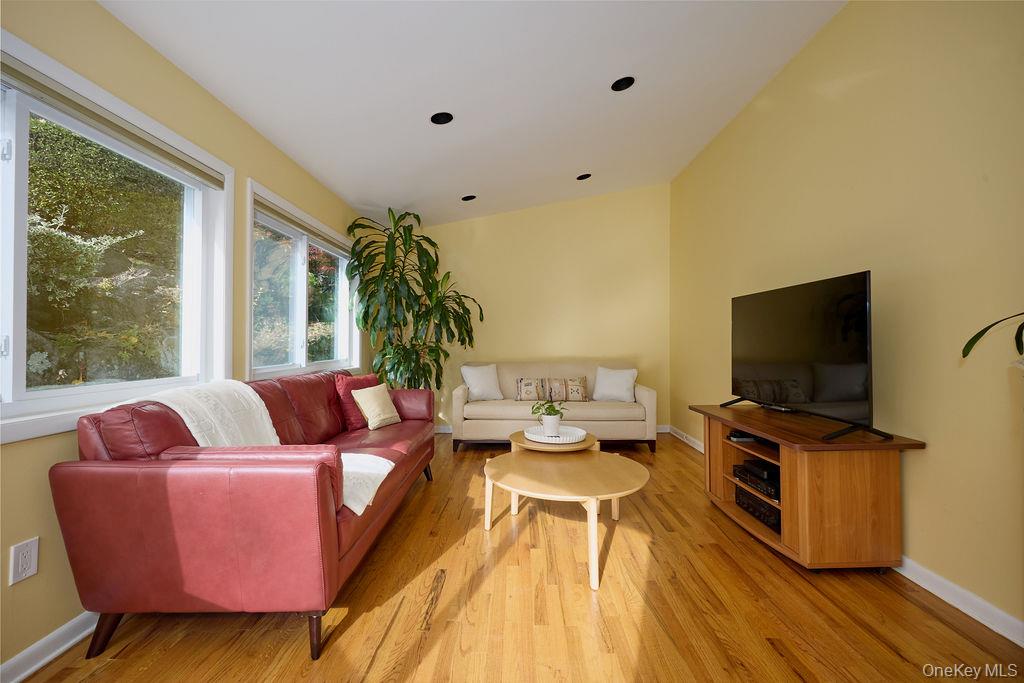 56 Belleau Avenue, New Rochelle, NY 10804