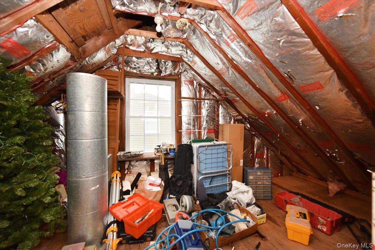 86 Cleveland Avenue, Massapequa, NY 11758