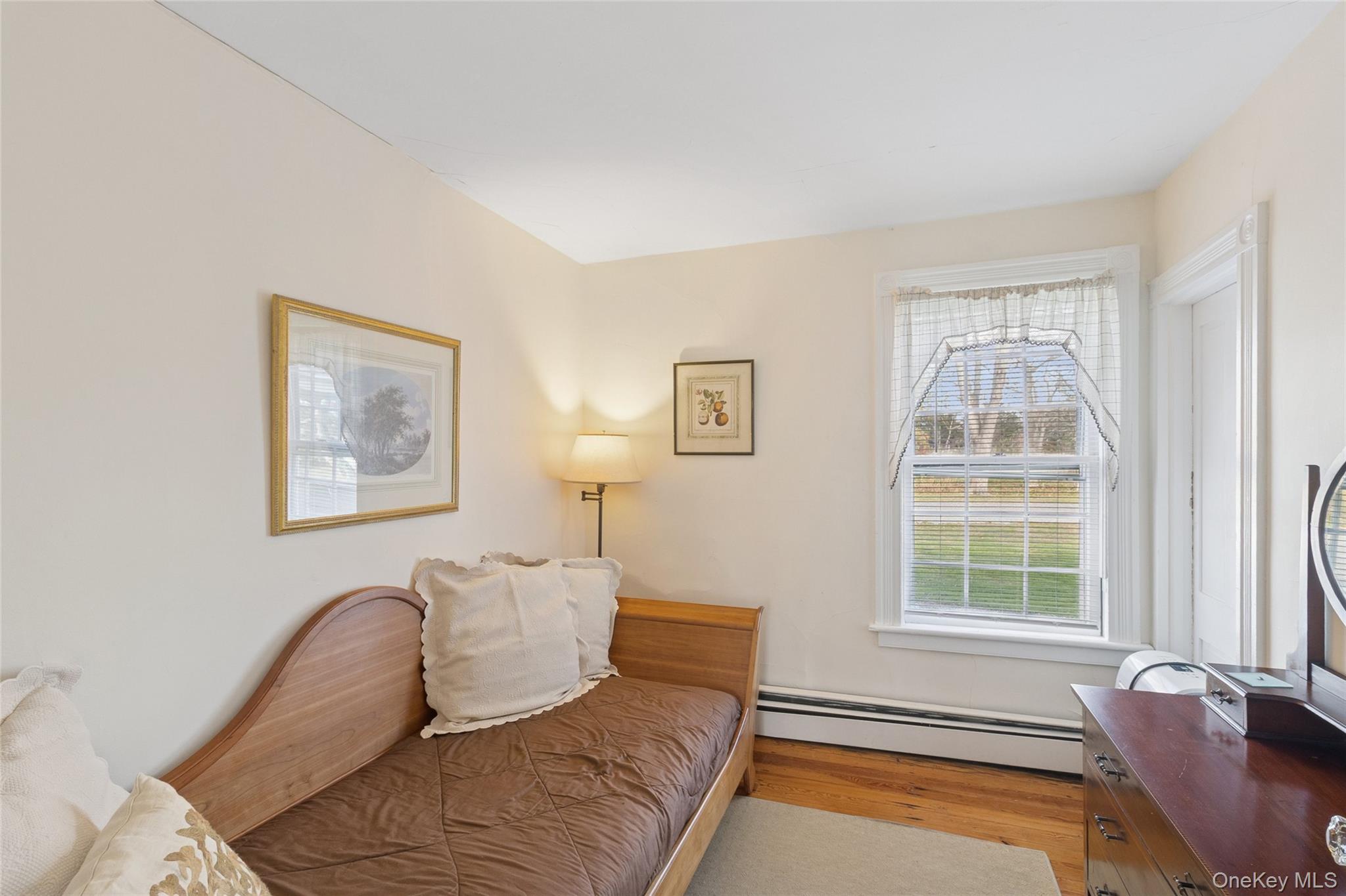 718 Montauk Highway, East Quogue, NY 11942