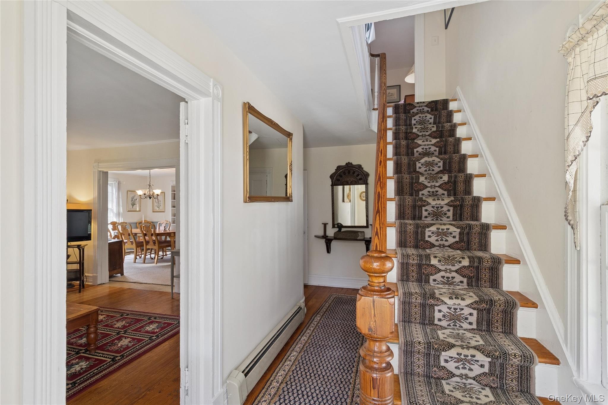 718 Montauk Highway, East Quogue, NY 11942