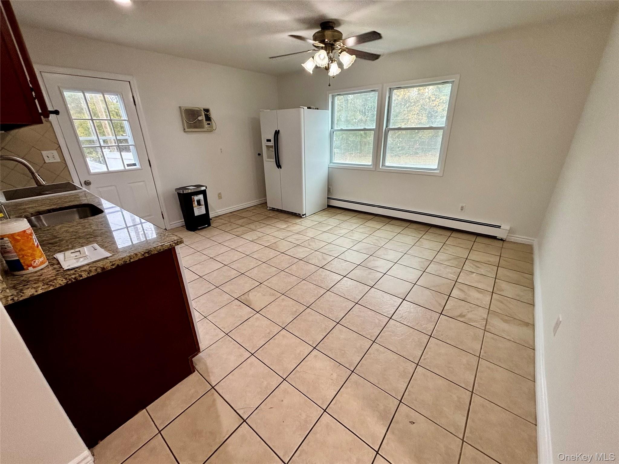 445 Madison Avenue, Brentwood, NY 11717