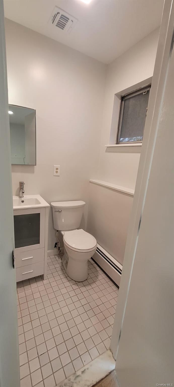 52 Surrey Road, Chester, NY 10918