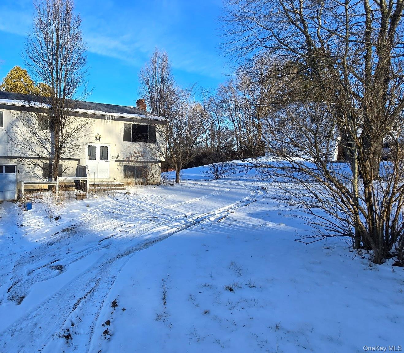 52 Surrey Road, Chester, NY 10918