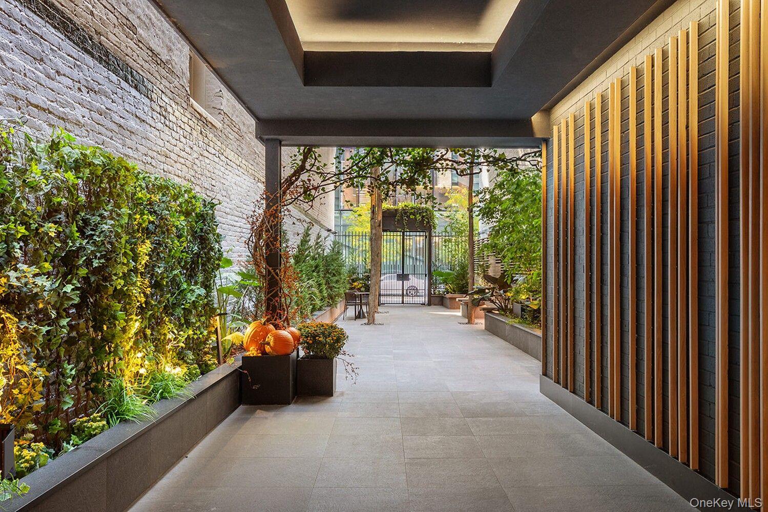 200 MERCER Street # 1A, New York (Manhattan), NY 10012