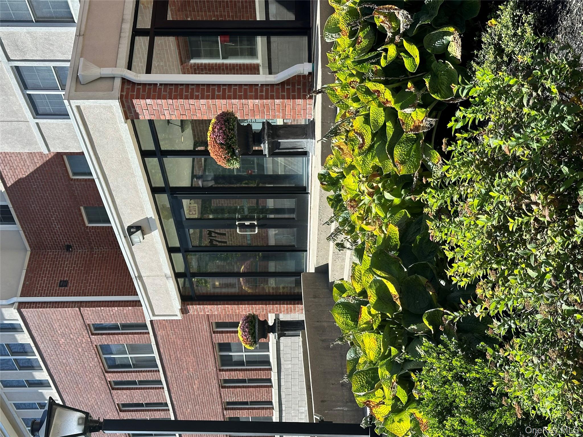 75 QUAKER Avenue # 315, Cornwall, NY 12518