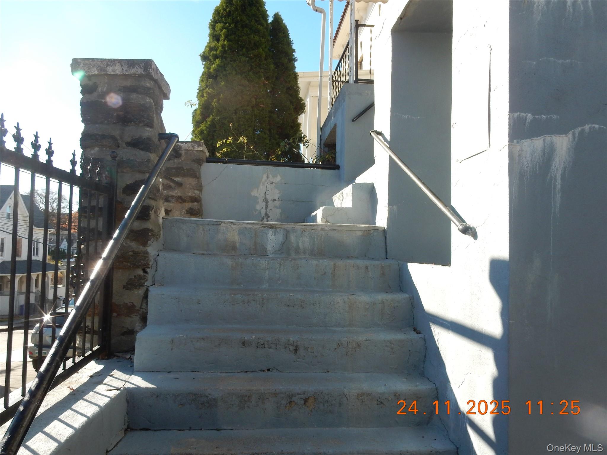 42 S Bleeker Street, Mount Vernon, NY 10550